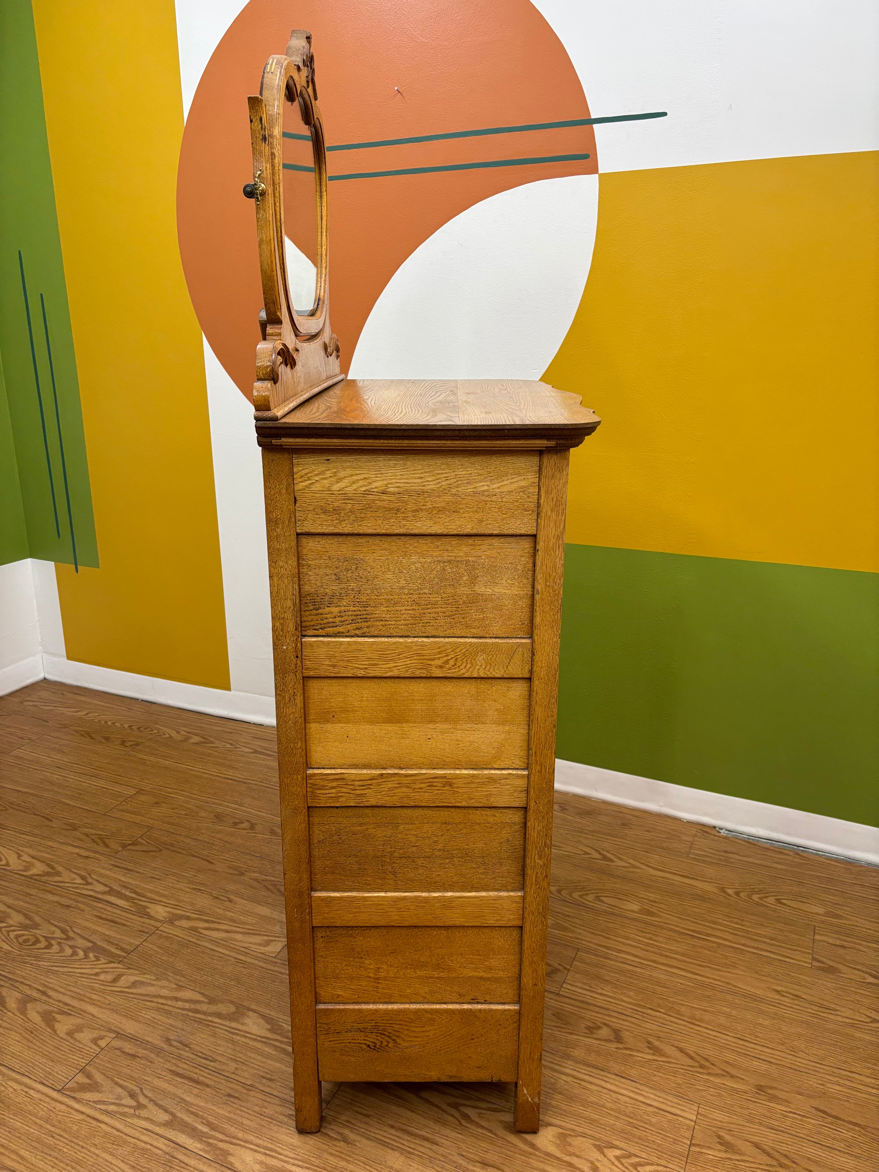 Chest of Drawers with Vanity Mirror
