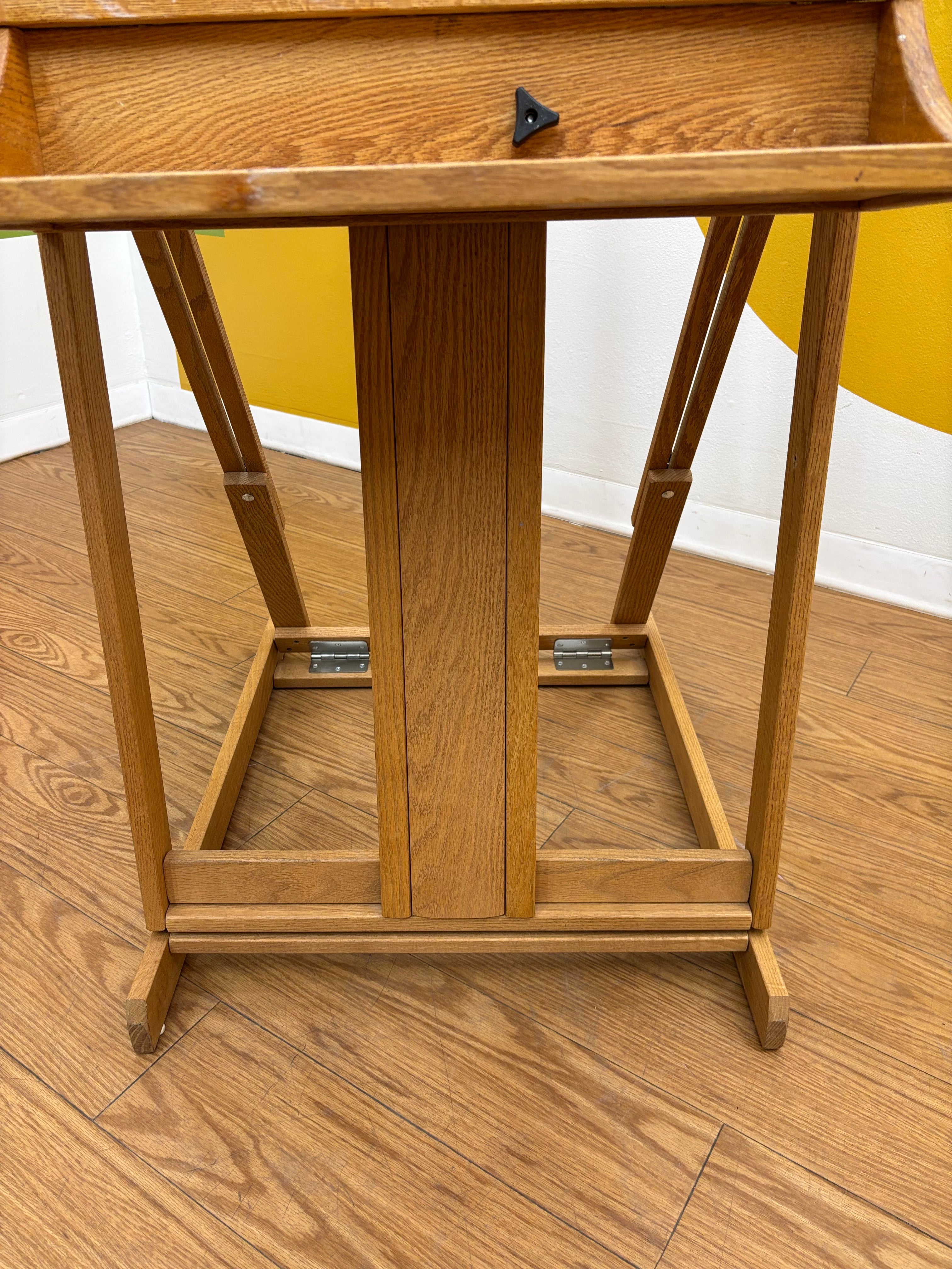 Academy Dulce H-Frame Easel