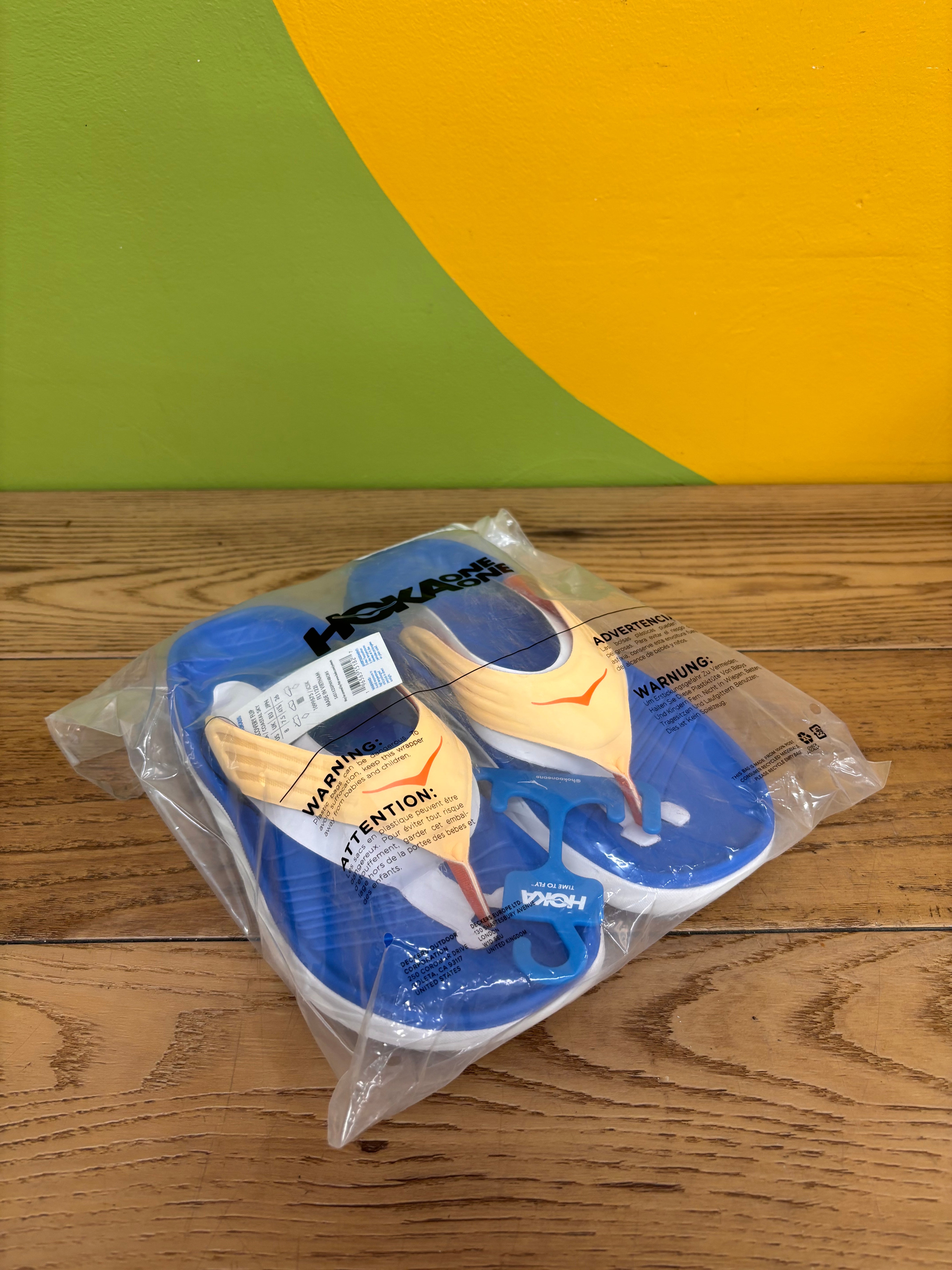 HOKA Ora Recovery Flip Flop (Men Size 8) NEW