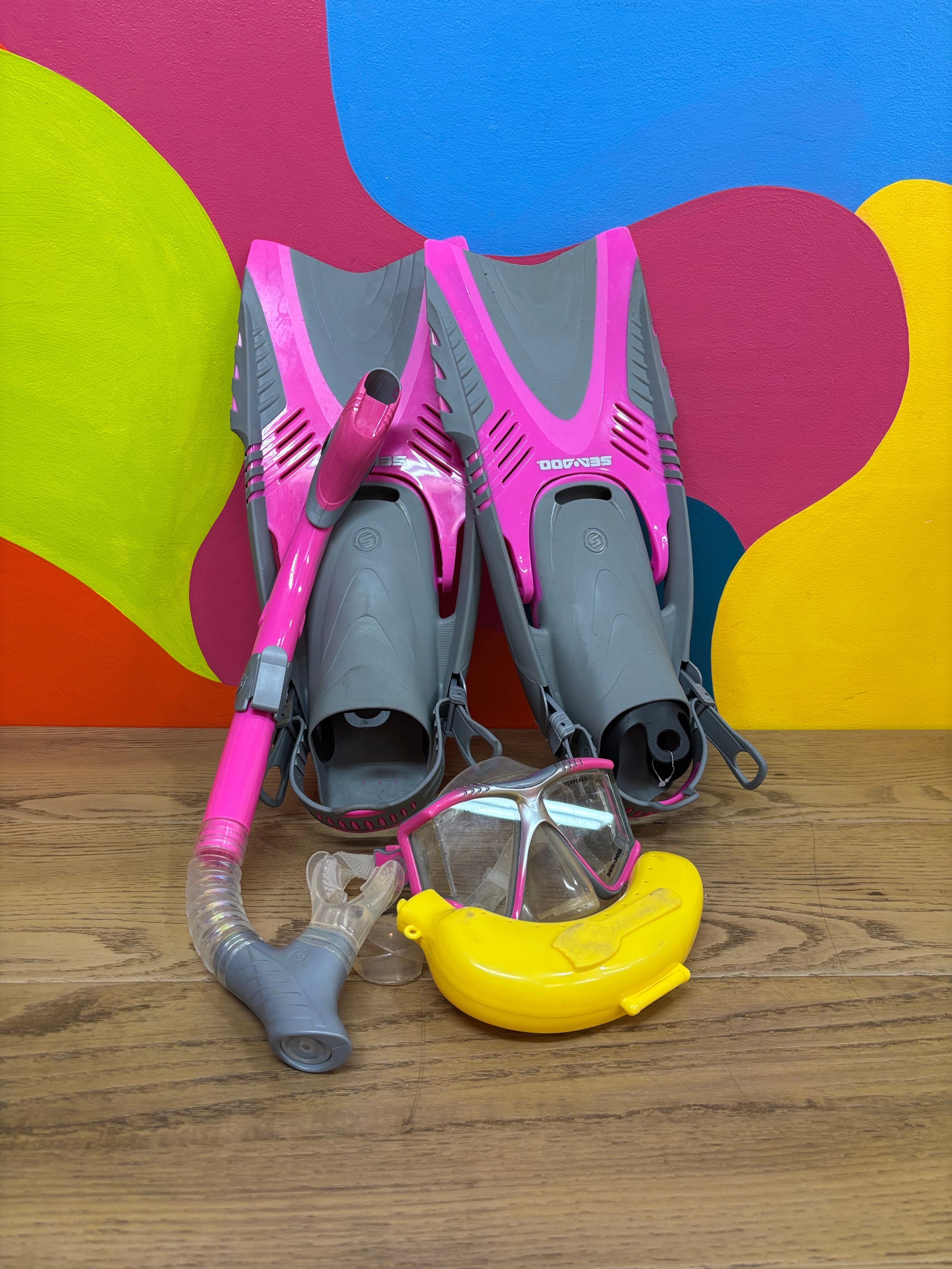 Pink Seadoo Snorkel Set (Women's Size 5-9.5)