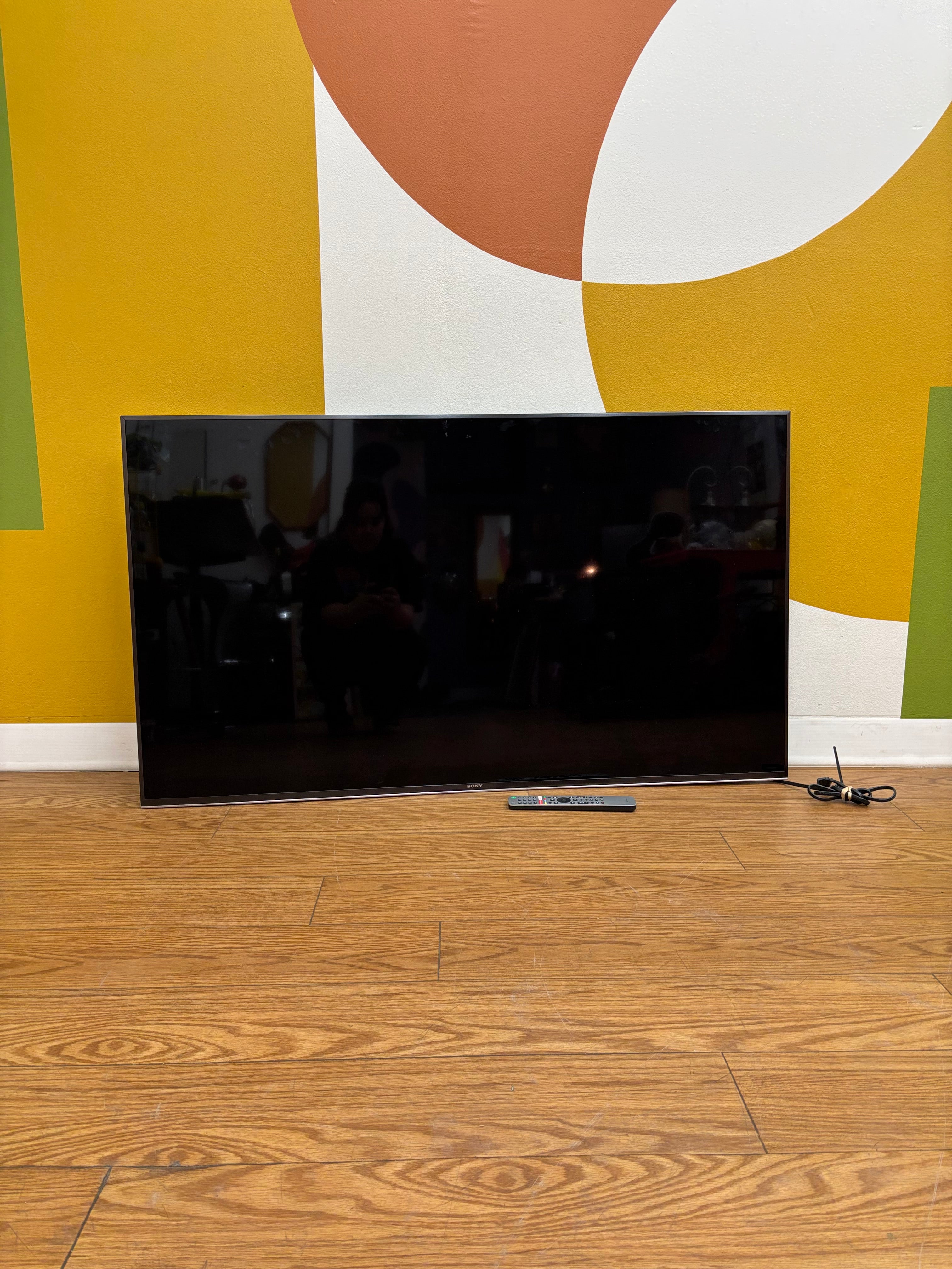 55" 4K HDR Smart LED TV