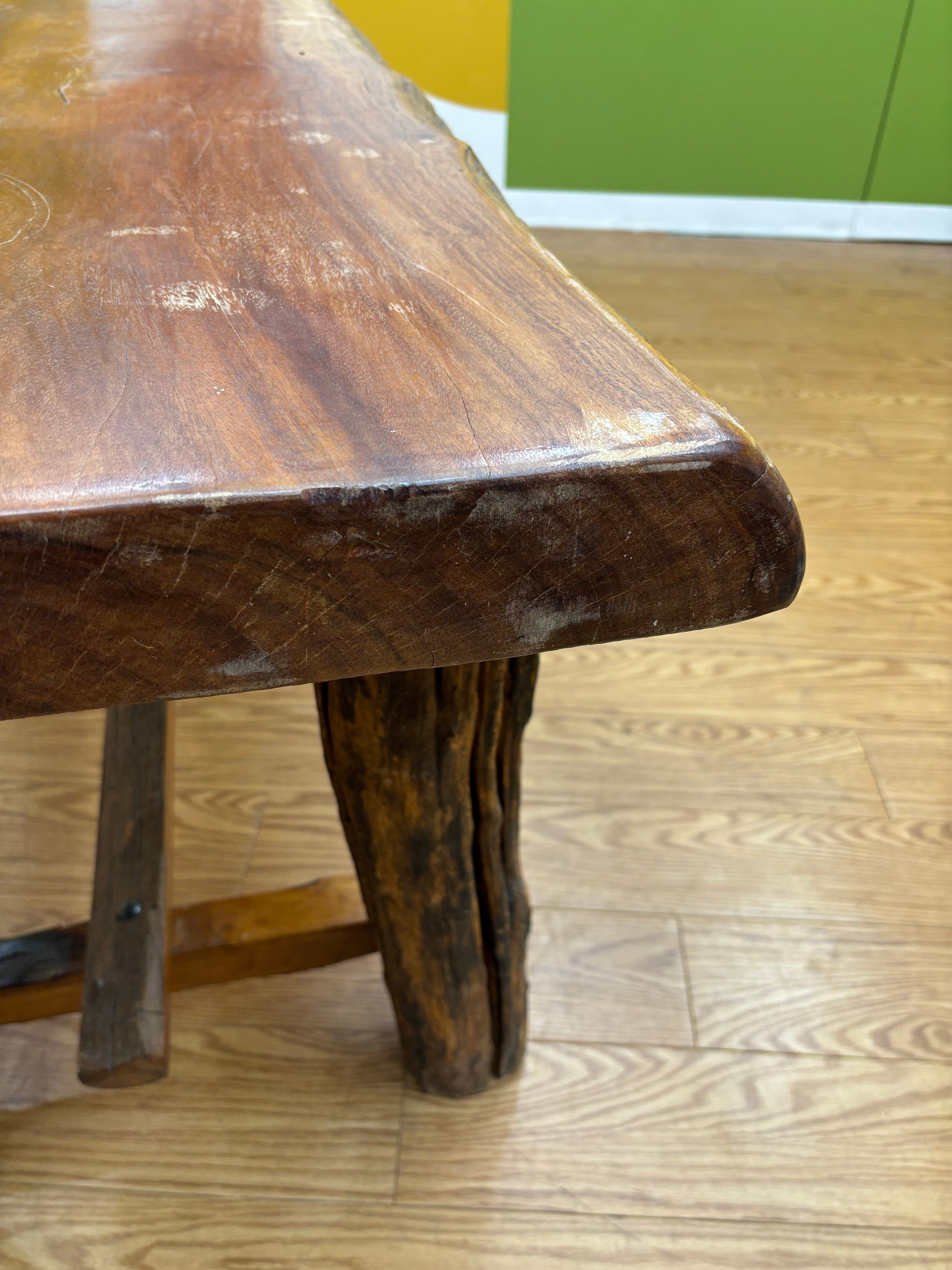 Live Edge Table