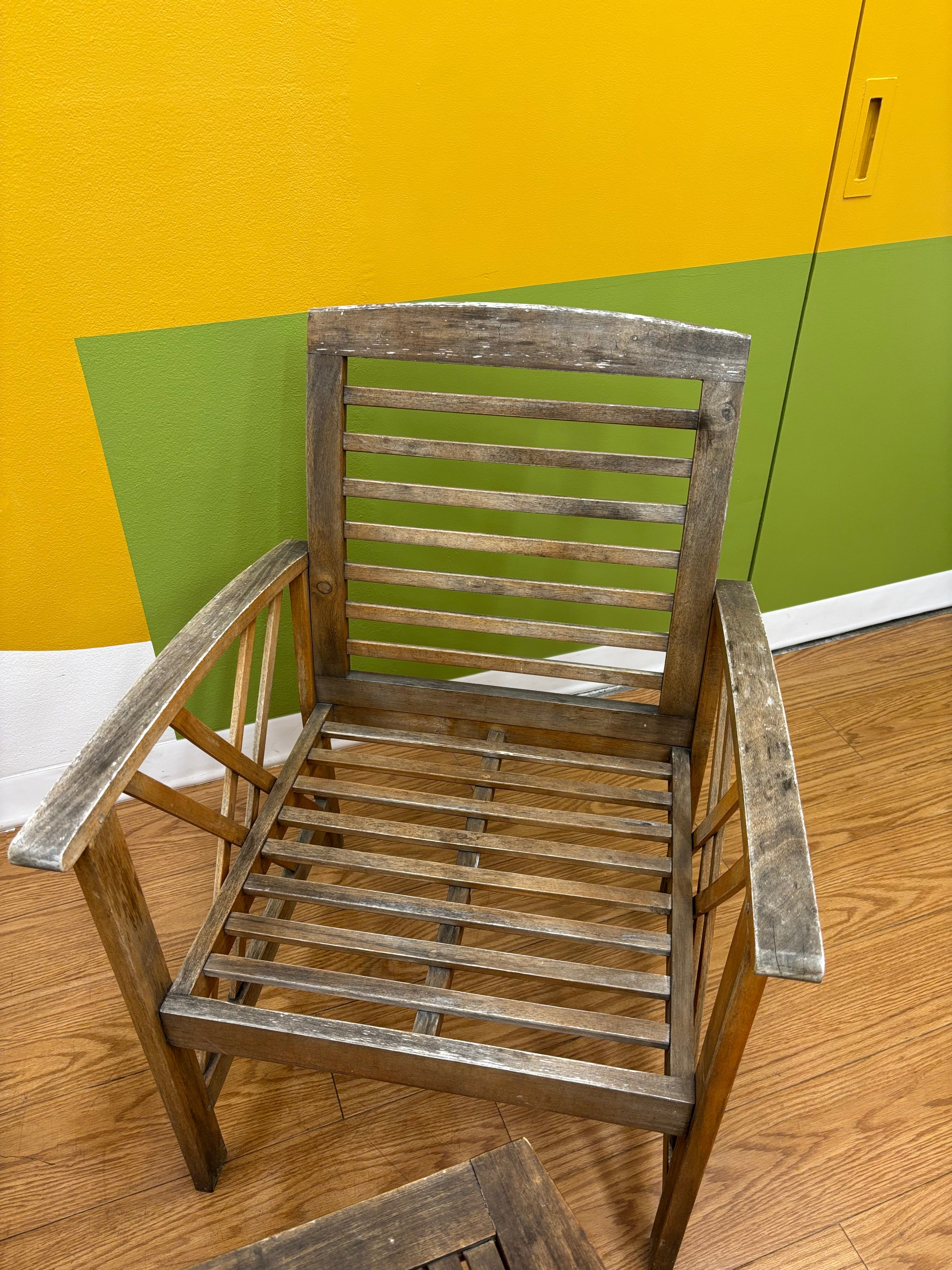 Safavieh Wood Patio Chairs & Coffee Table