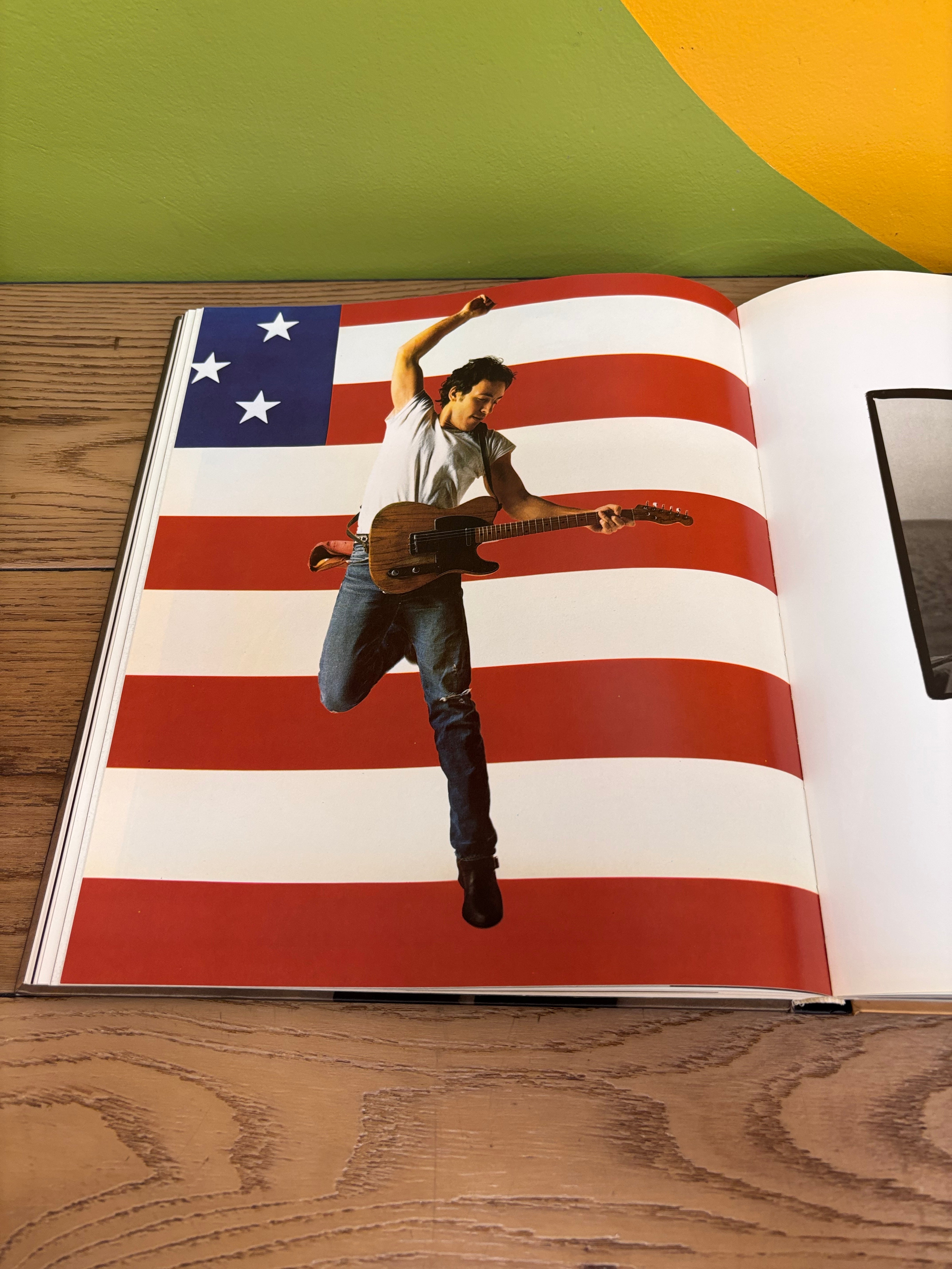 Annie Leibovitz: Photographs Hardcover Book