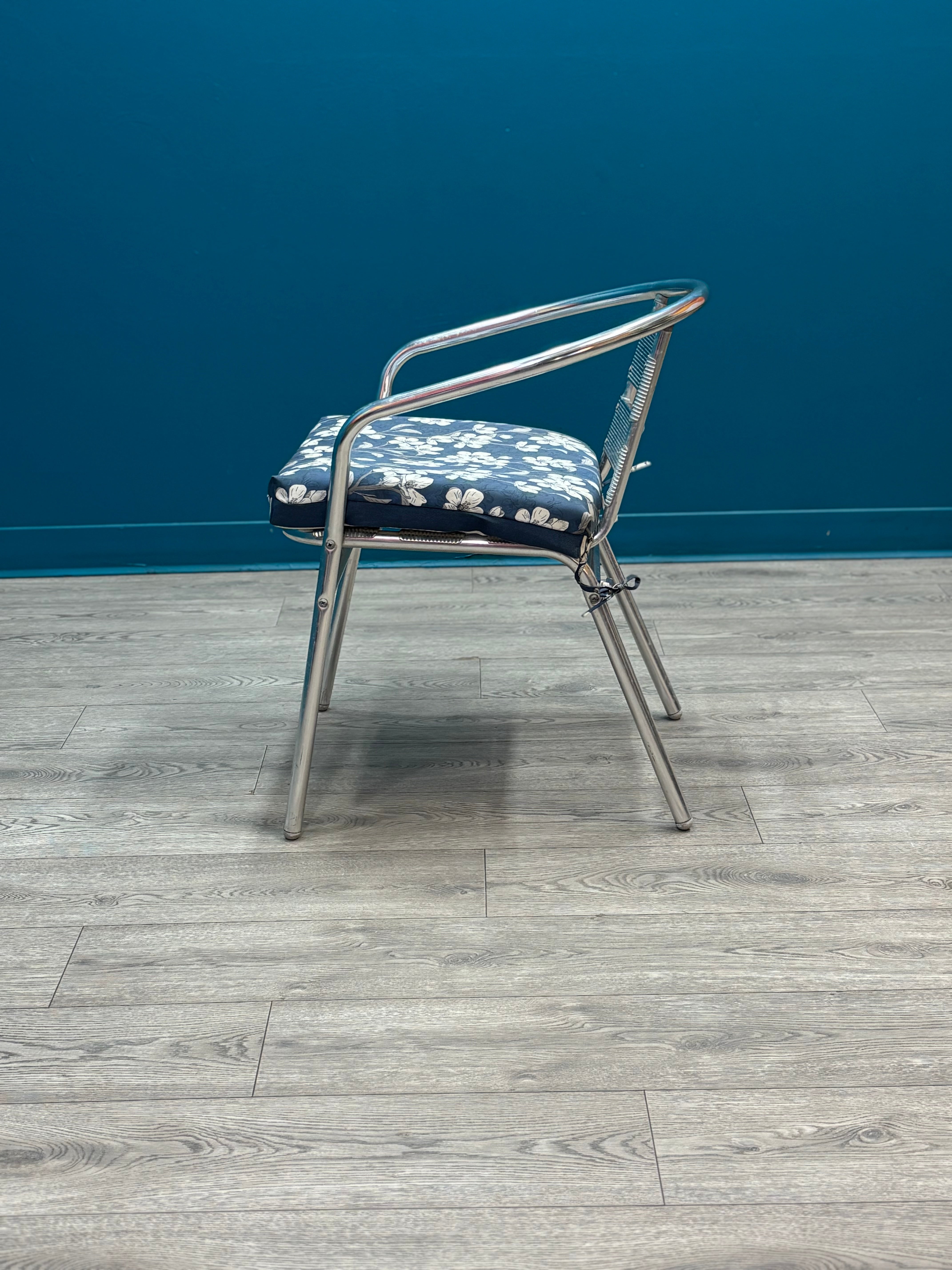 Aluminium Stacking Chairs (2)