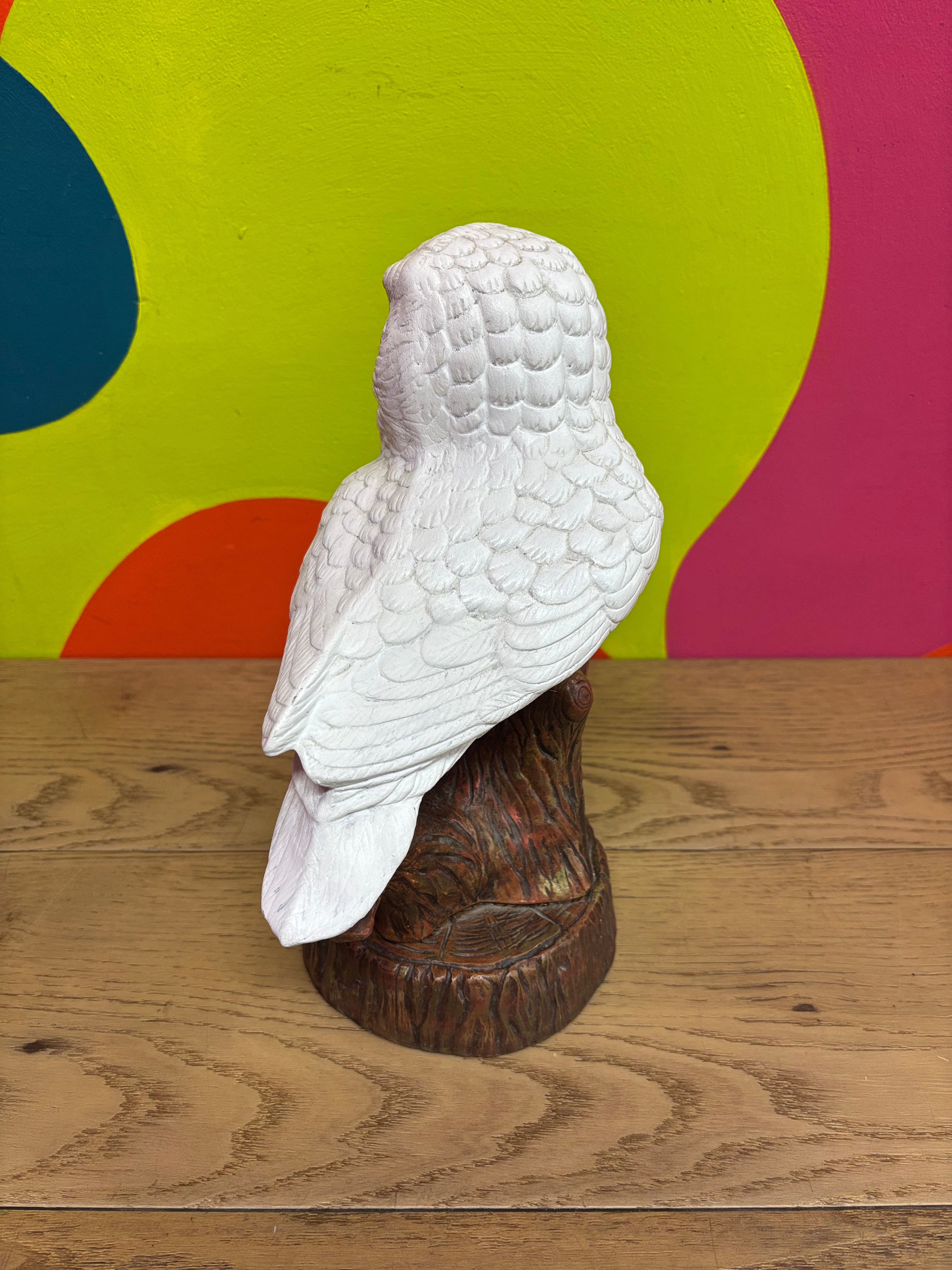 Snowy Owl Statue