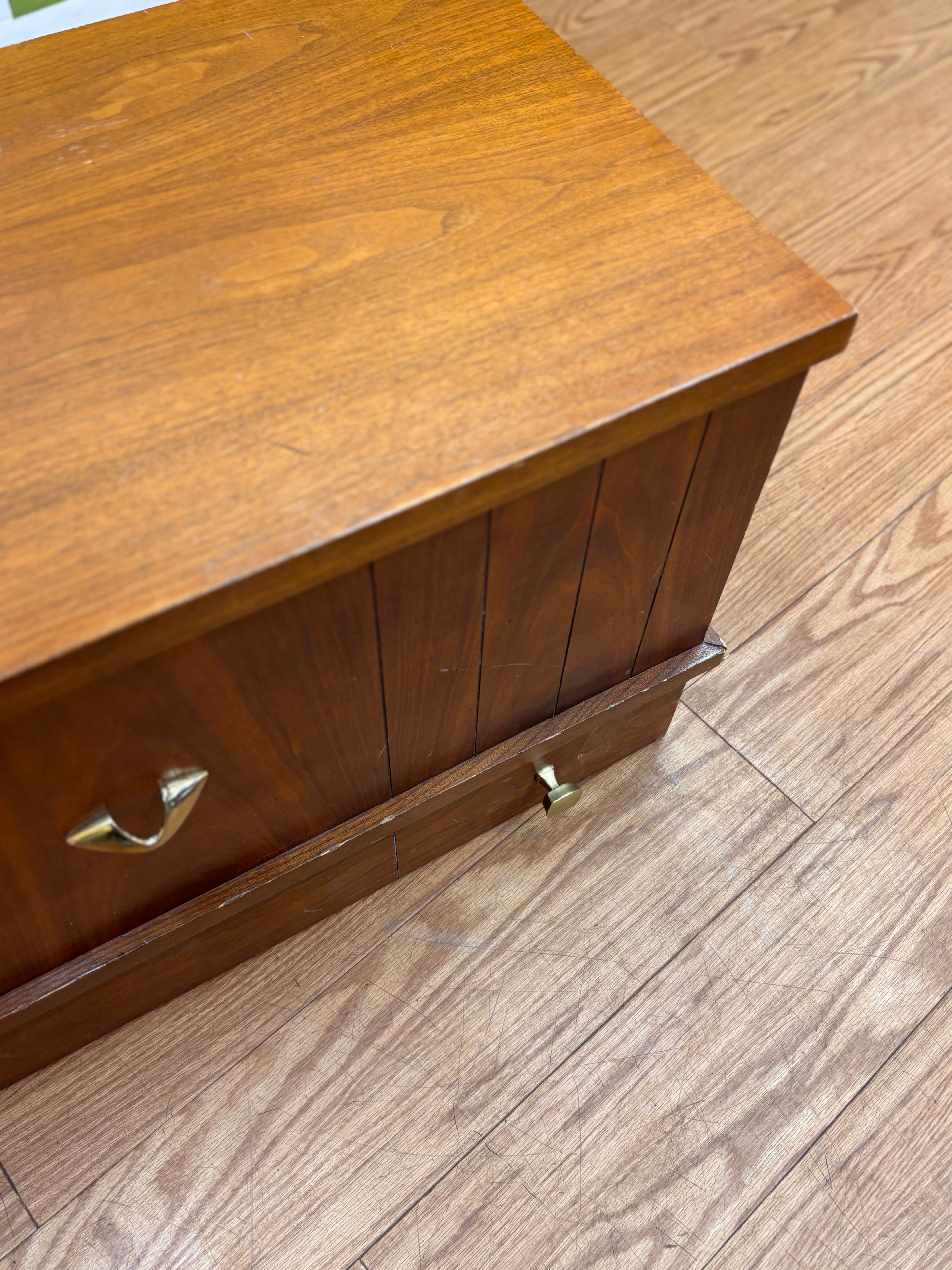 Lane Wood Chest