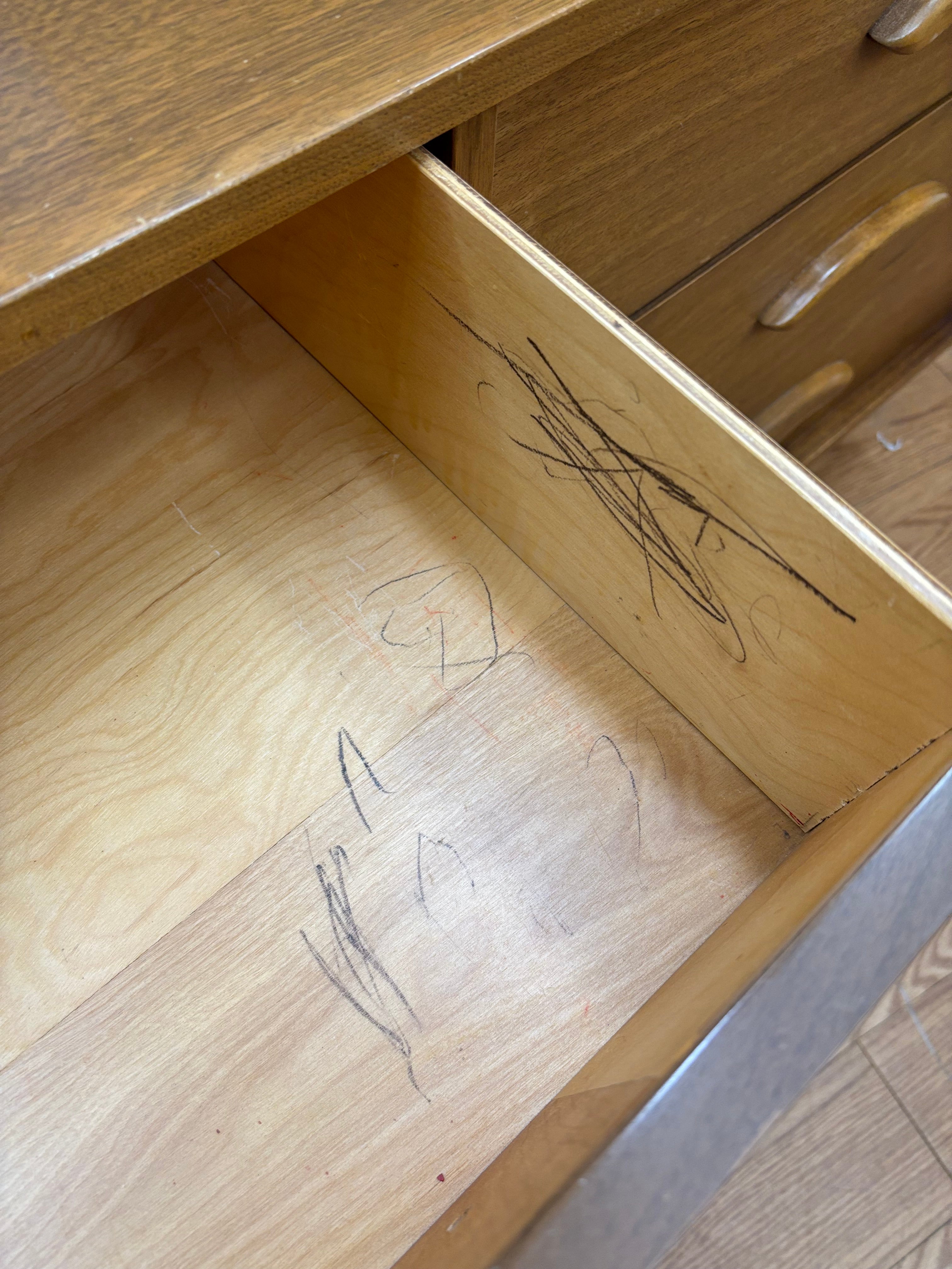 9 Drawer Dresser