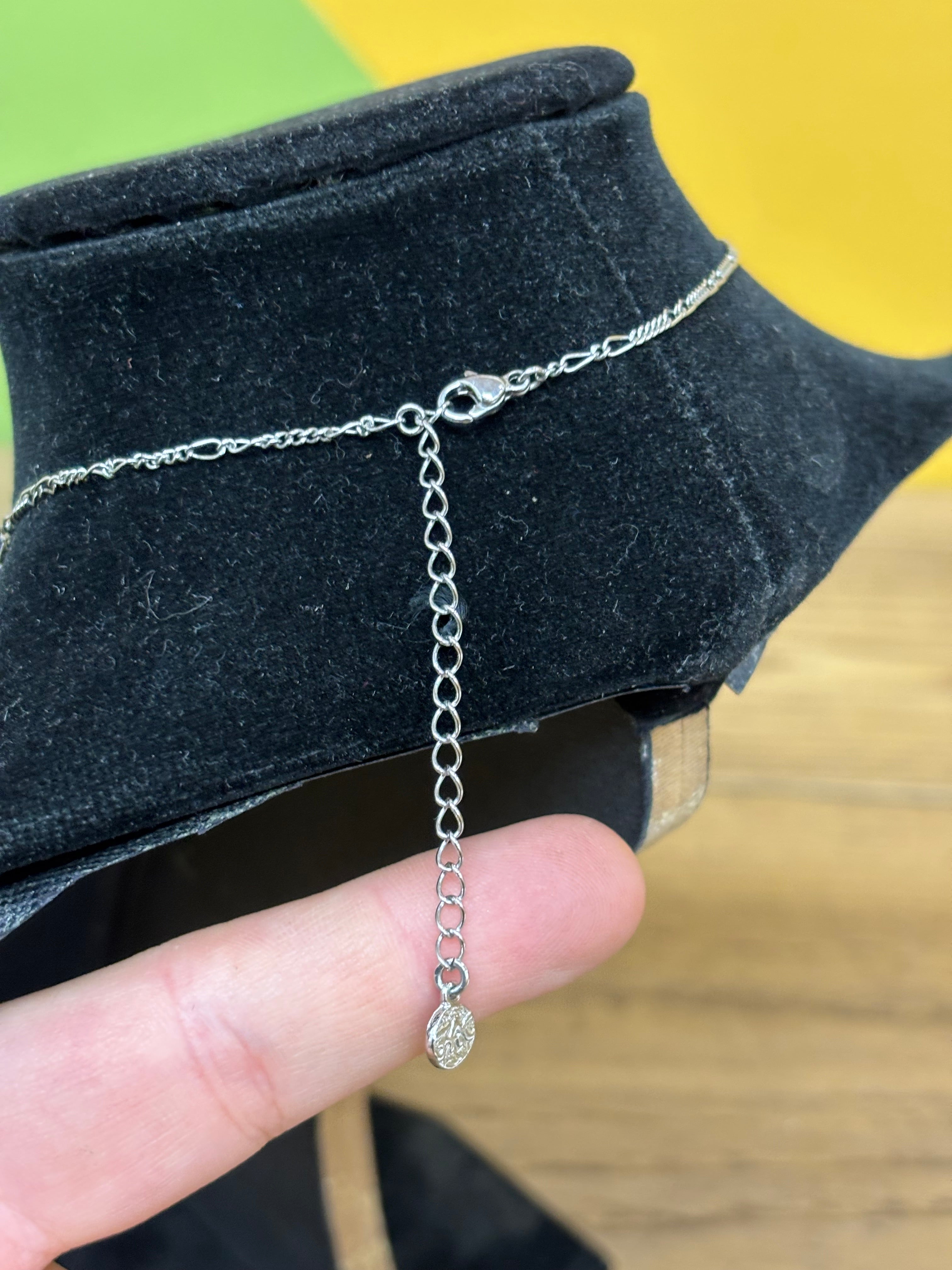 Silver Tone Flower Necklace