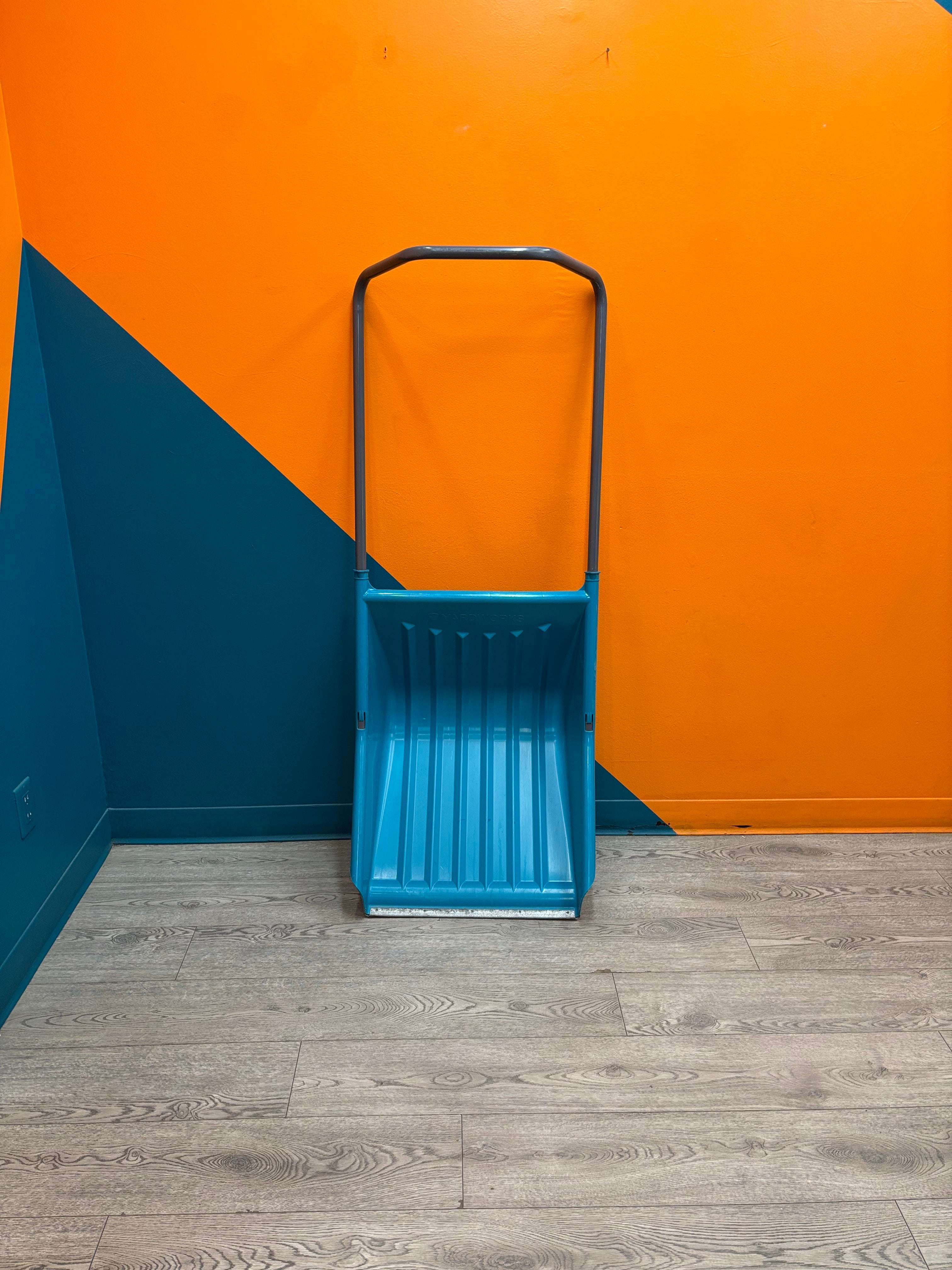 Yardworks Sleigh Snow Shovel