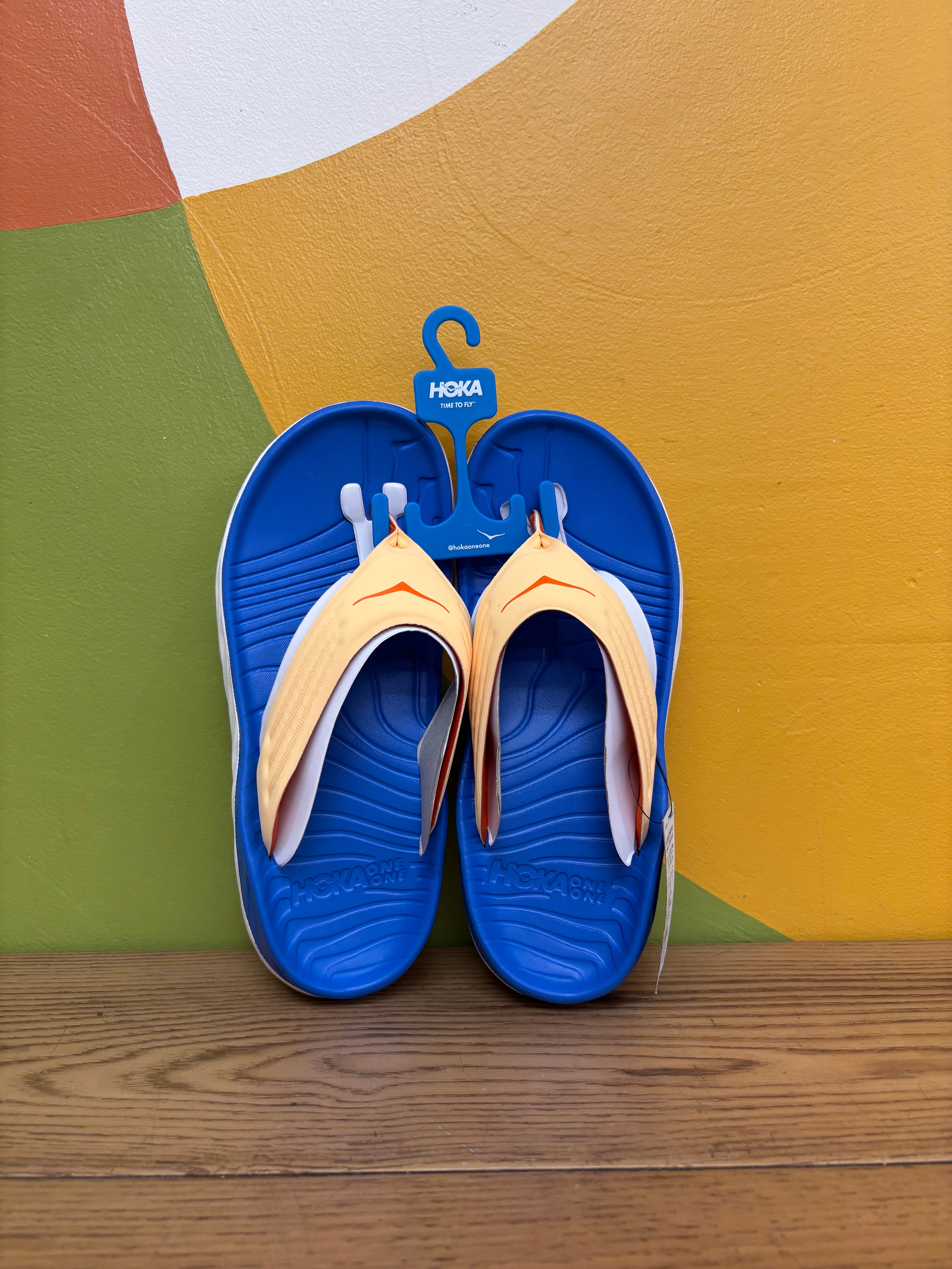 HOKA Ora Recovery Flip Flop (Men Size 8) NEW