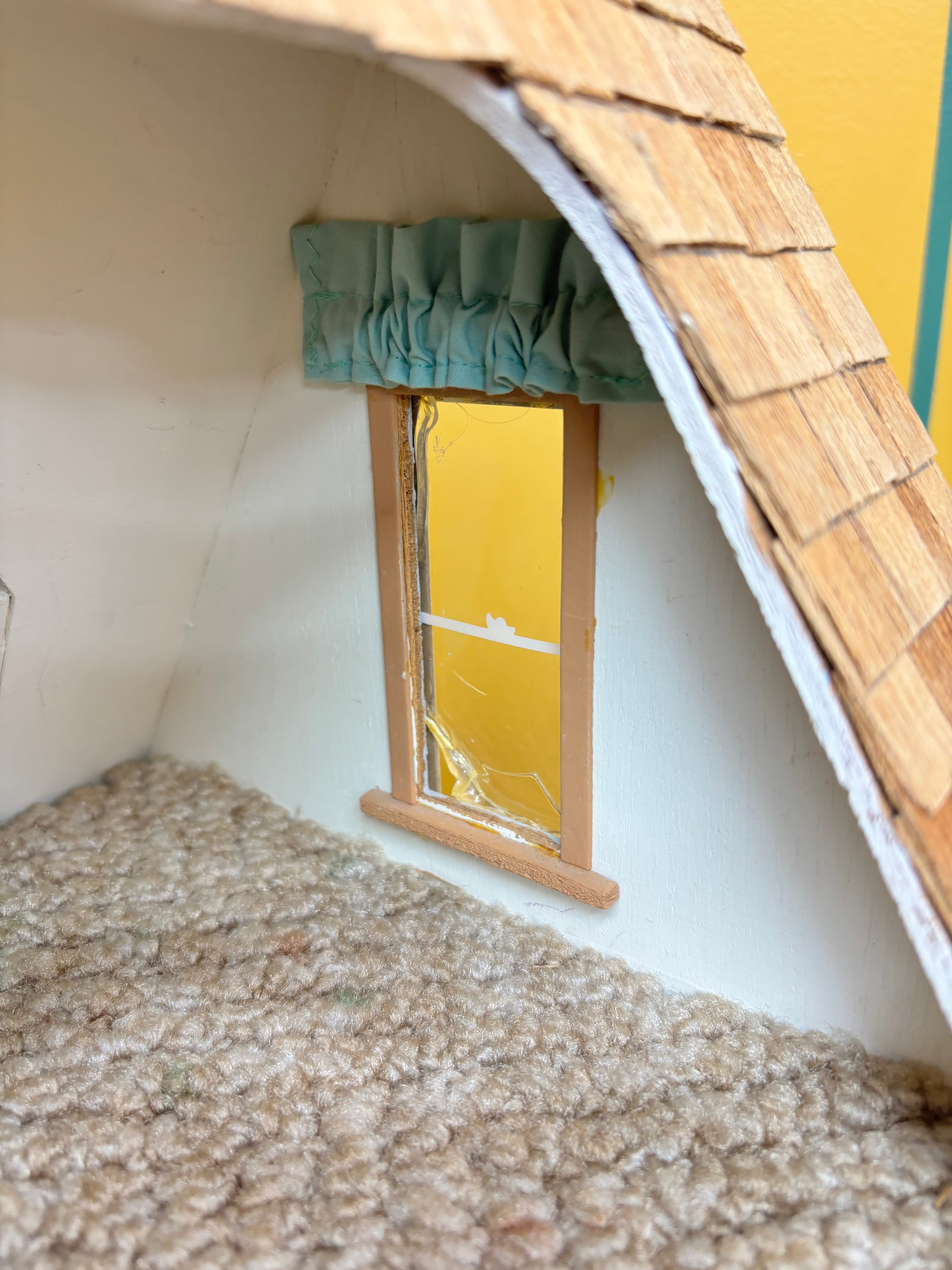 Wood Dollhouse