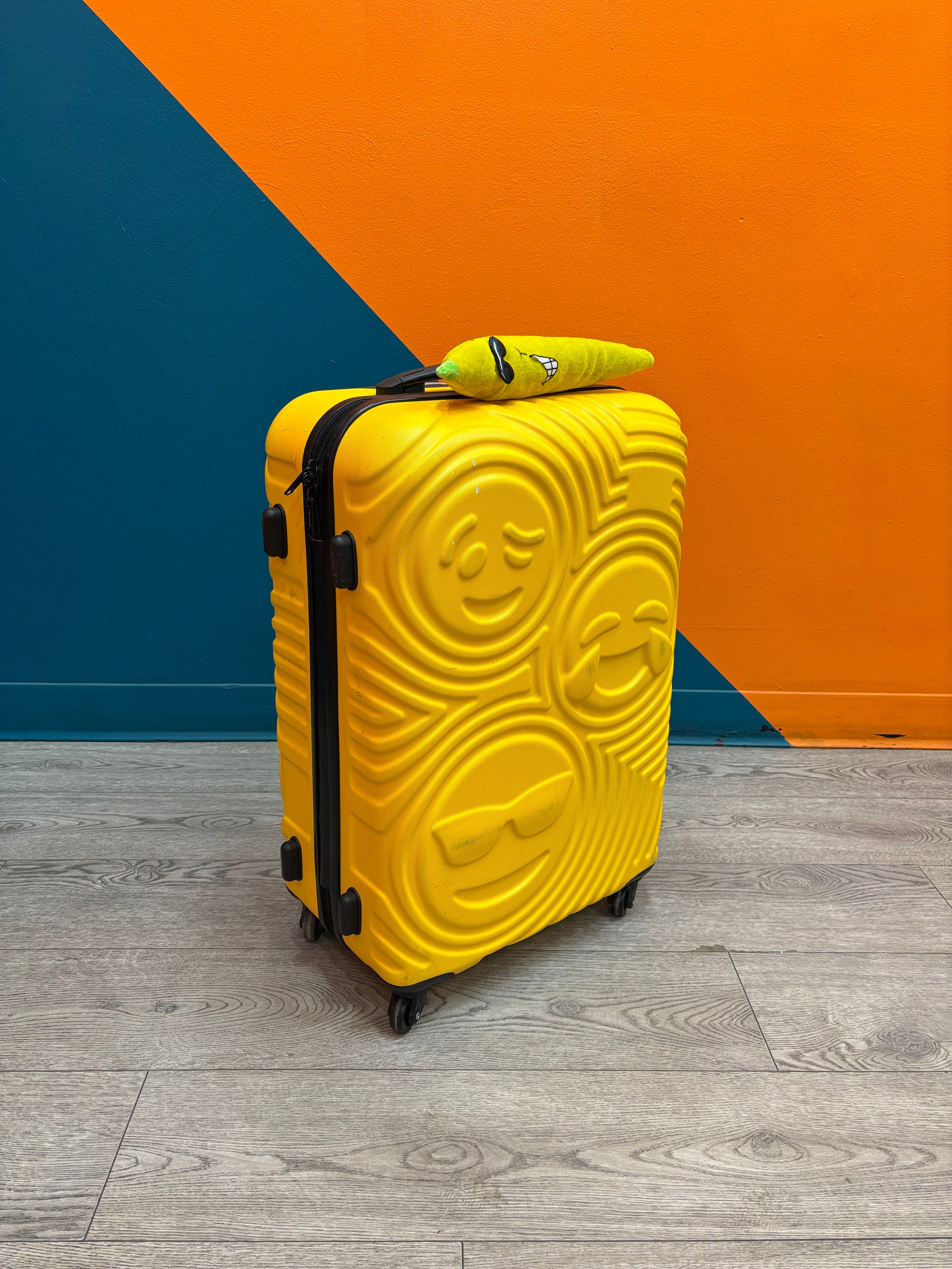 Yellow Emoji Hard Shell Luggage