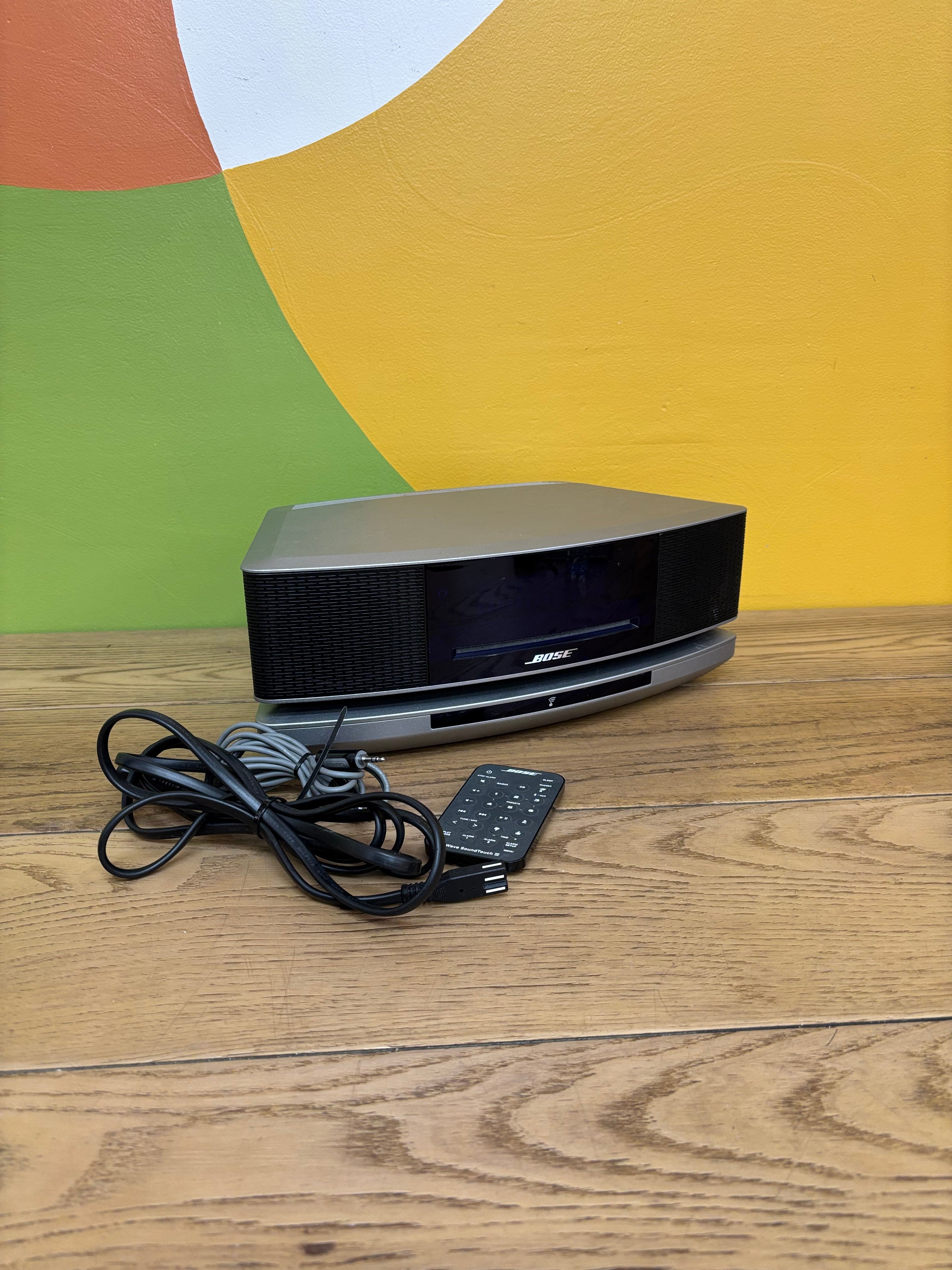 Bose Wave Radio IV Music System W Soundtouch Pedestal