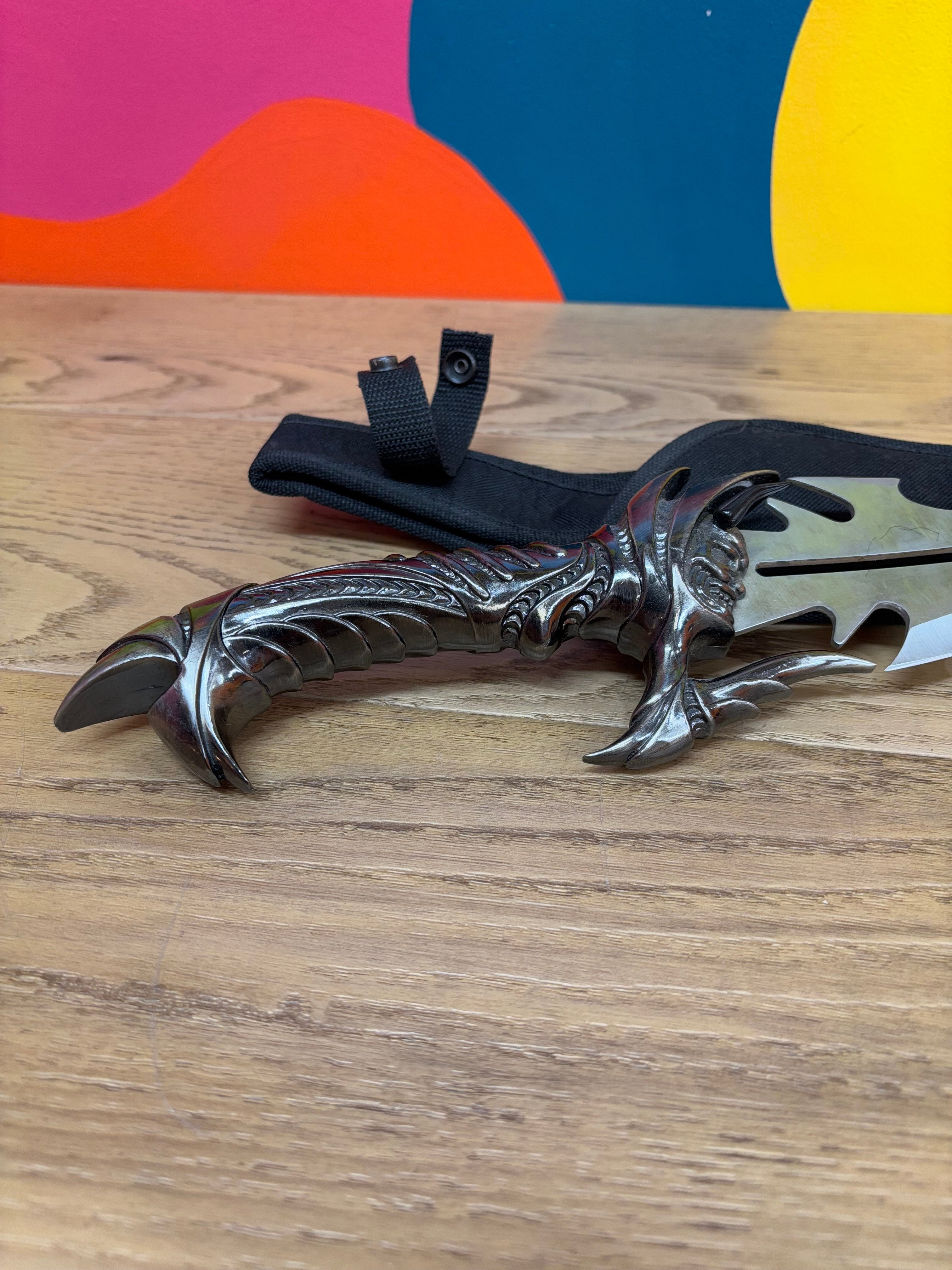 Dragon Decor Knife