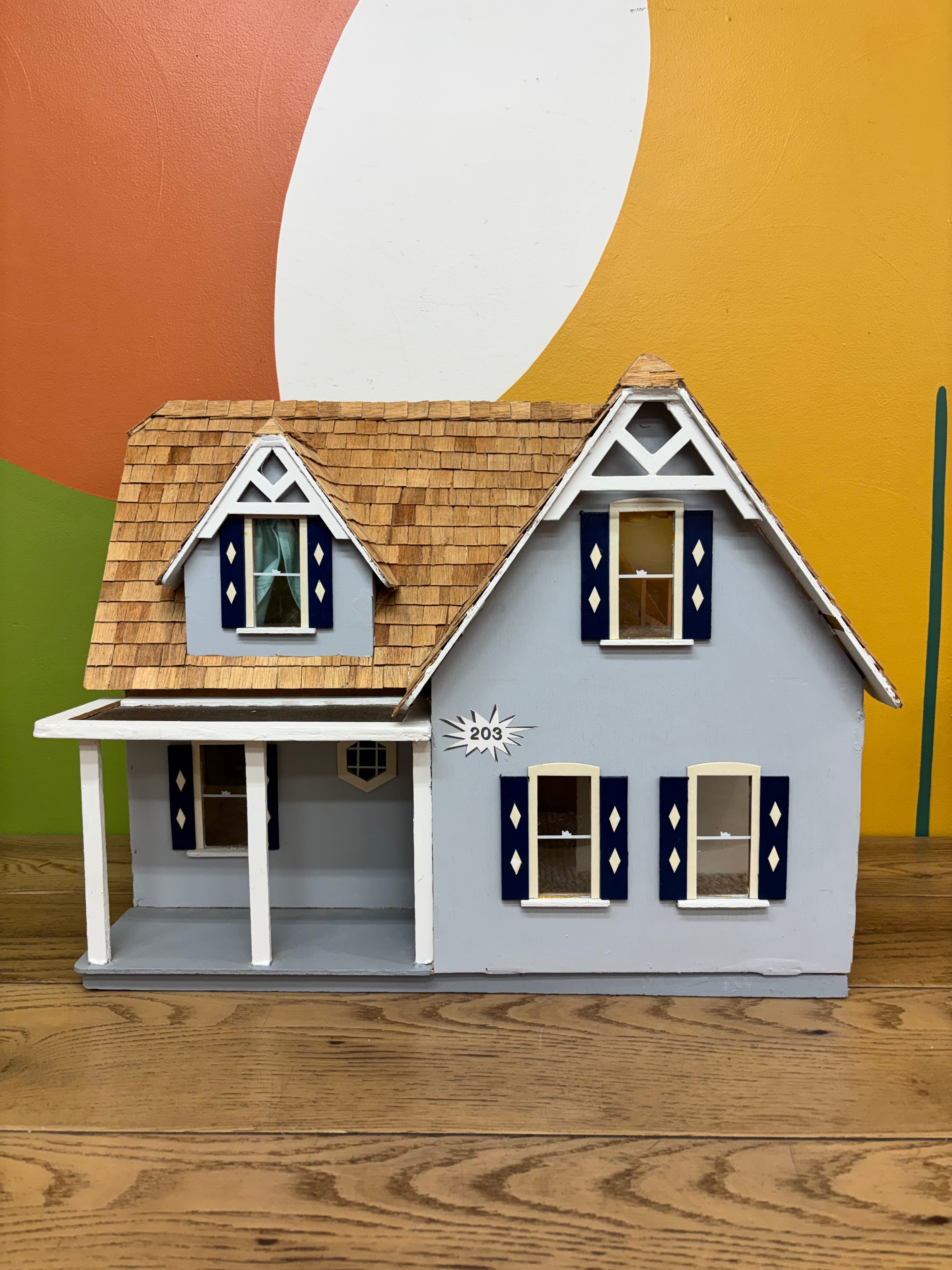Wood Dollhouse