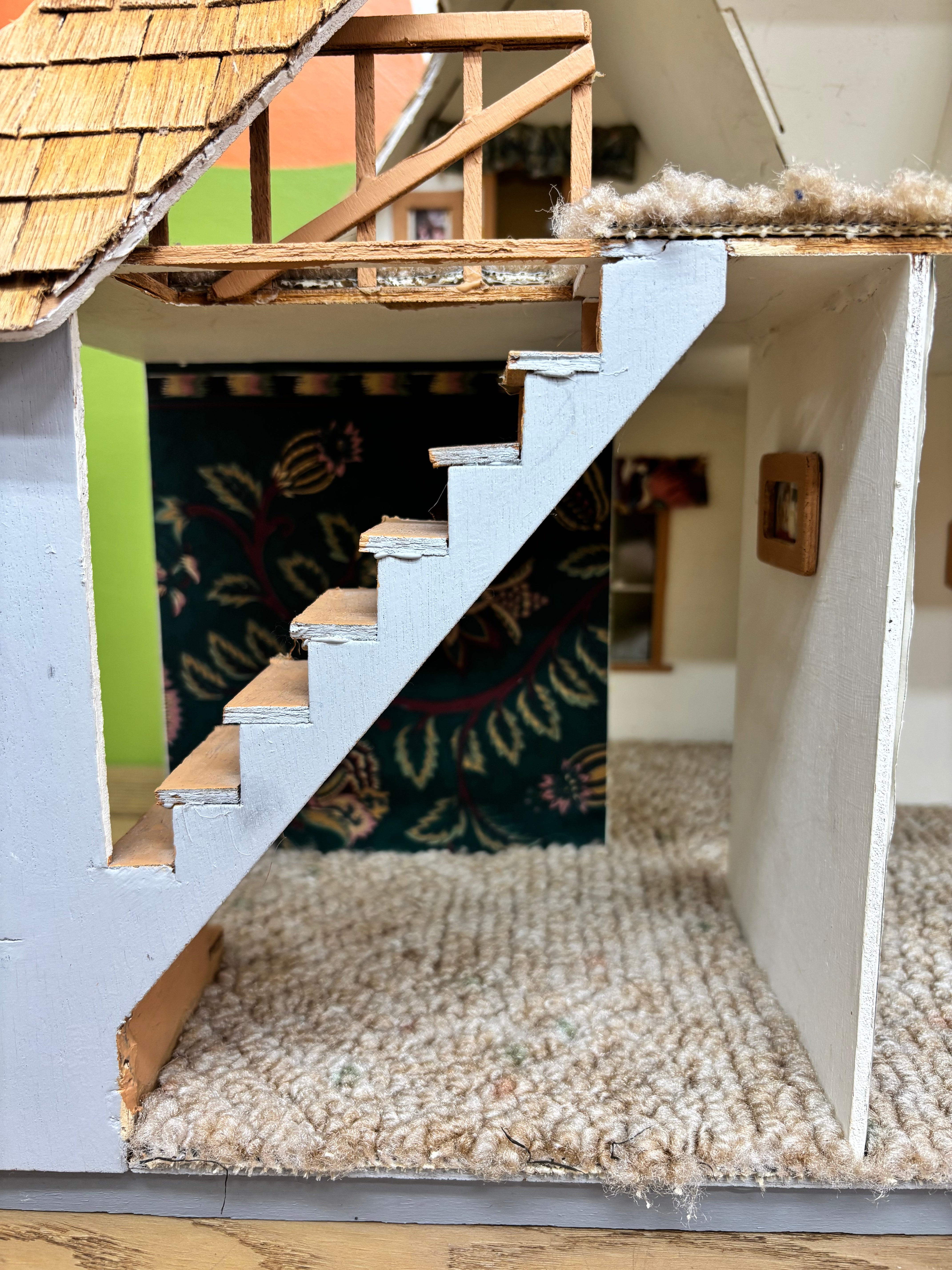 Wood Dollhouse