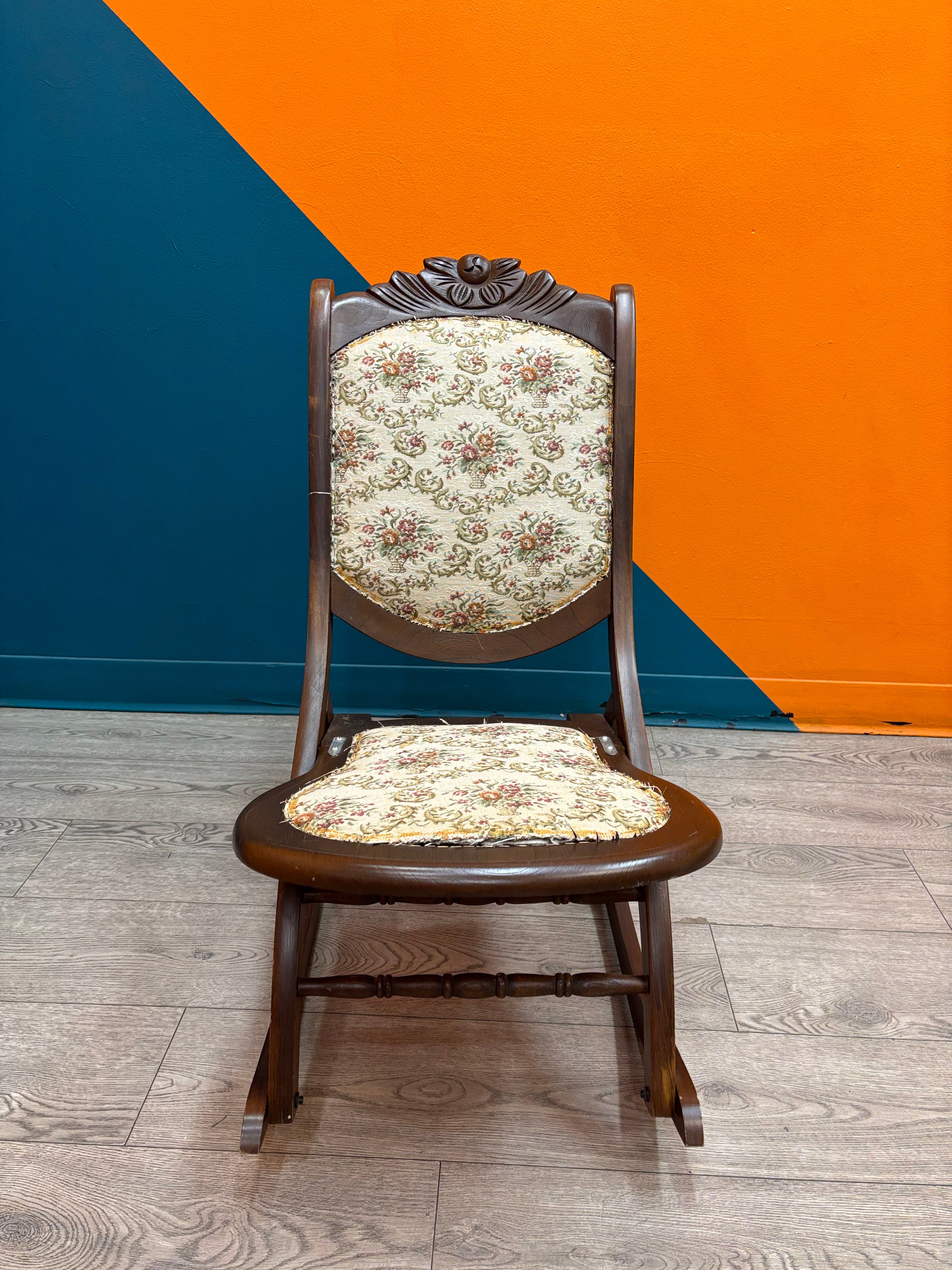 Folding Wood Rocking Chair