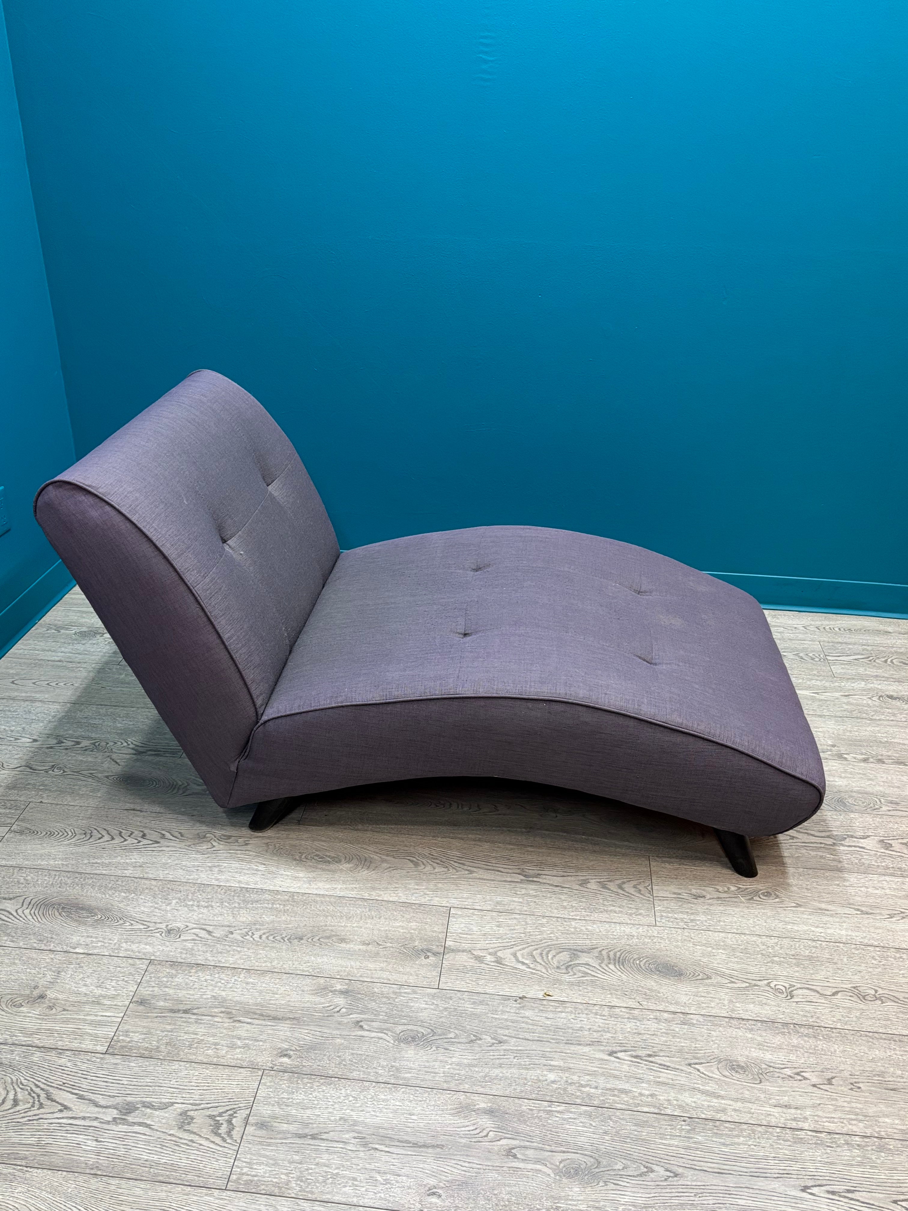 Light Purple Lounge Chaise (EQ3)