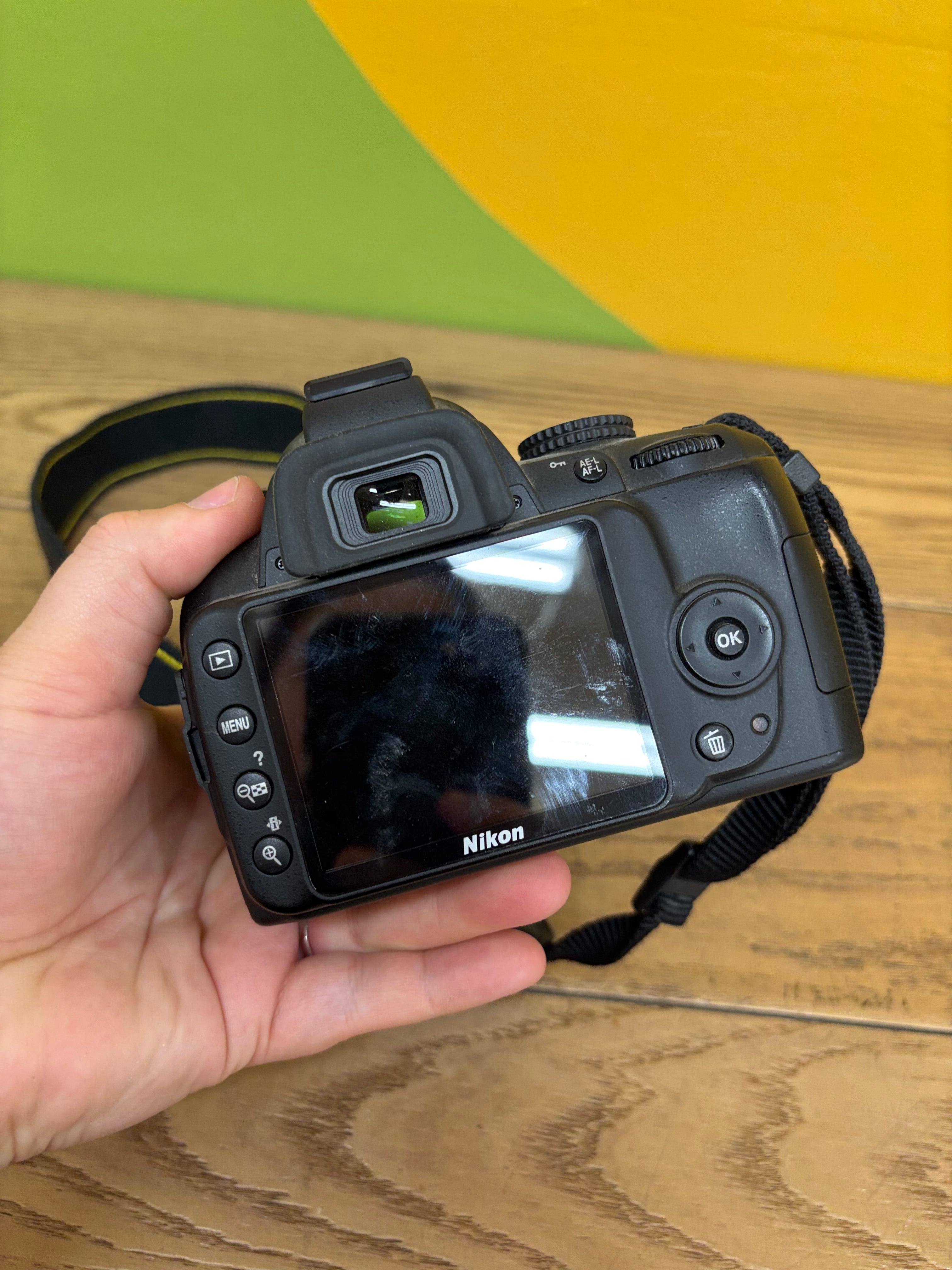 Nikon D3000 Digital Camera