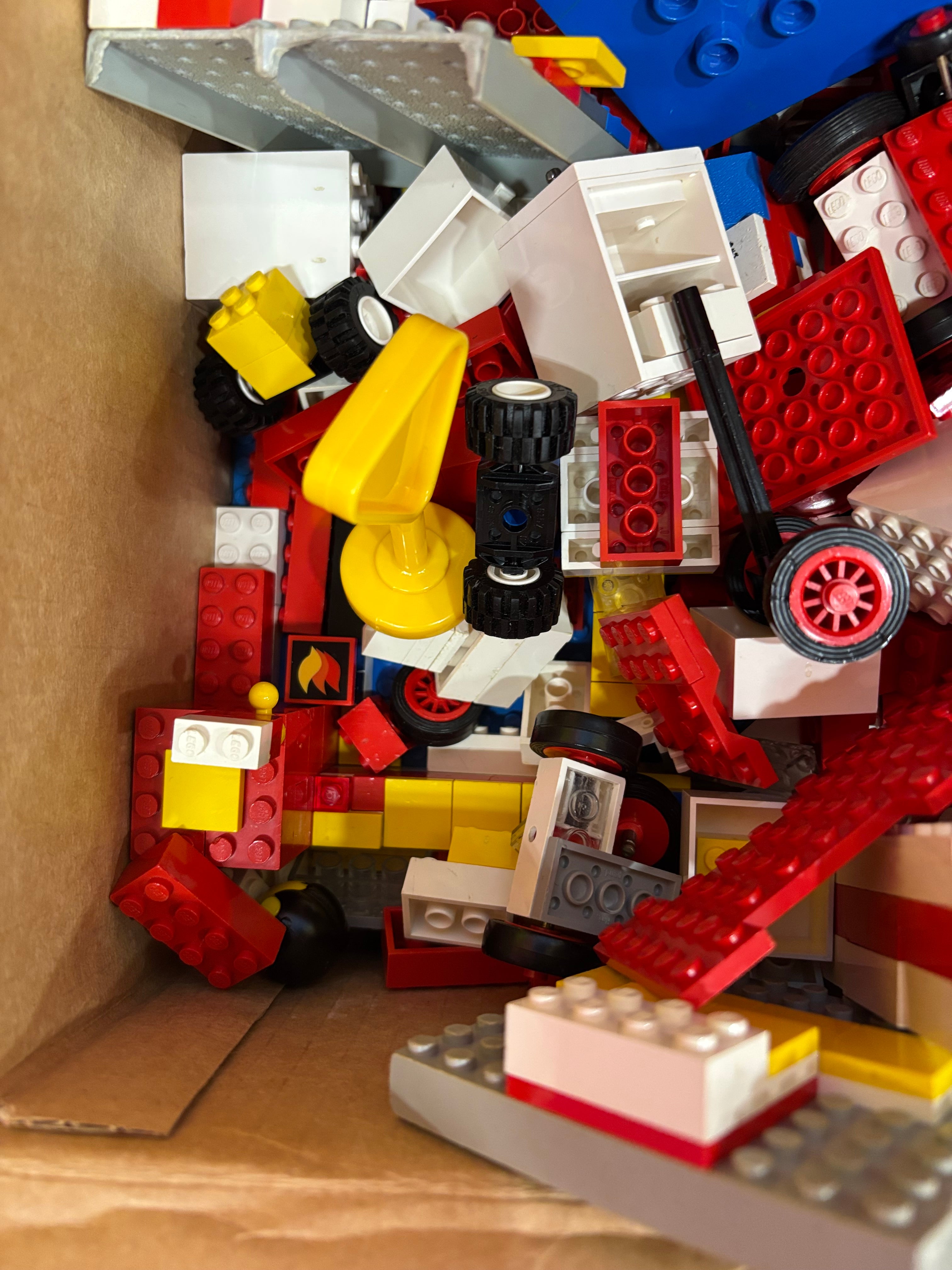 Box of Assorted Lego