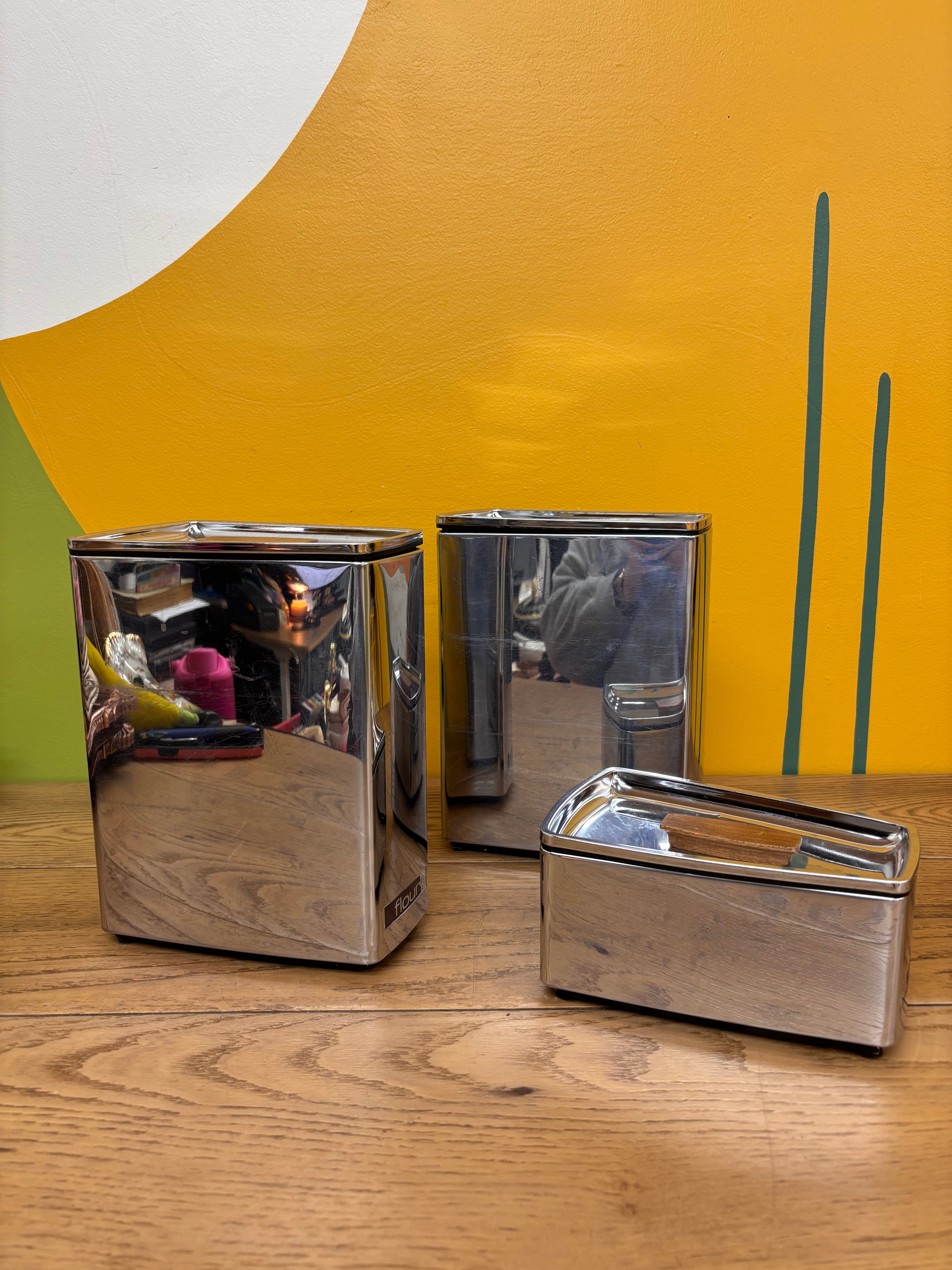 Lincoln Beautyware Chrome Canister Set