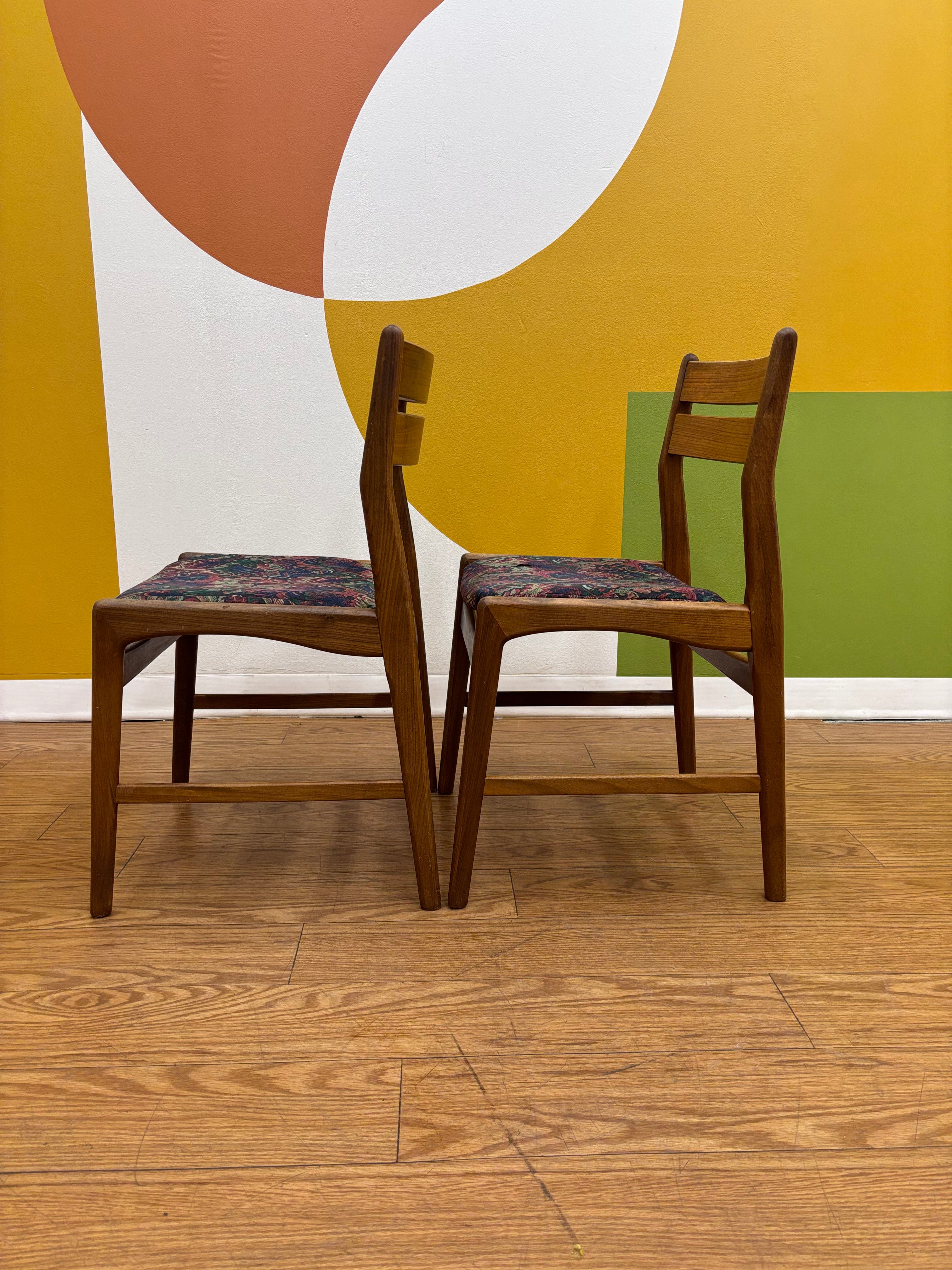(2) Wood Dining Chairs