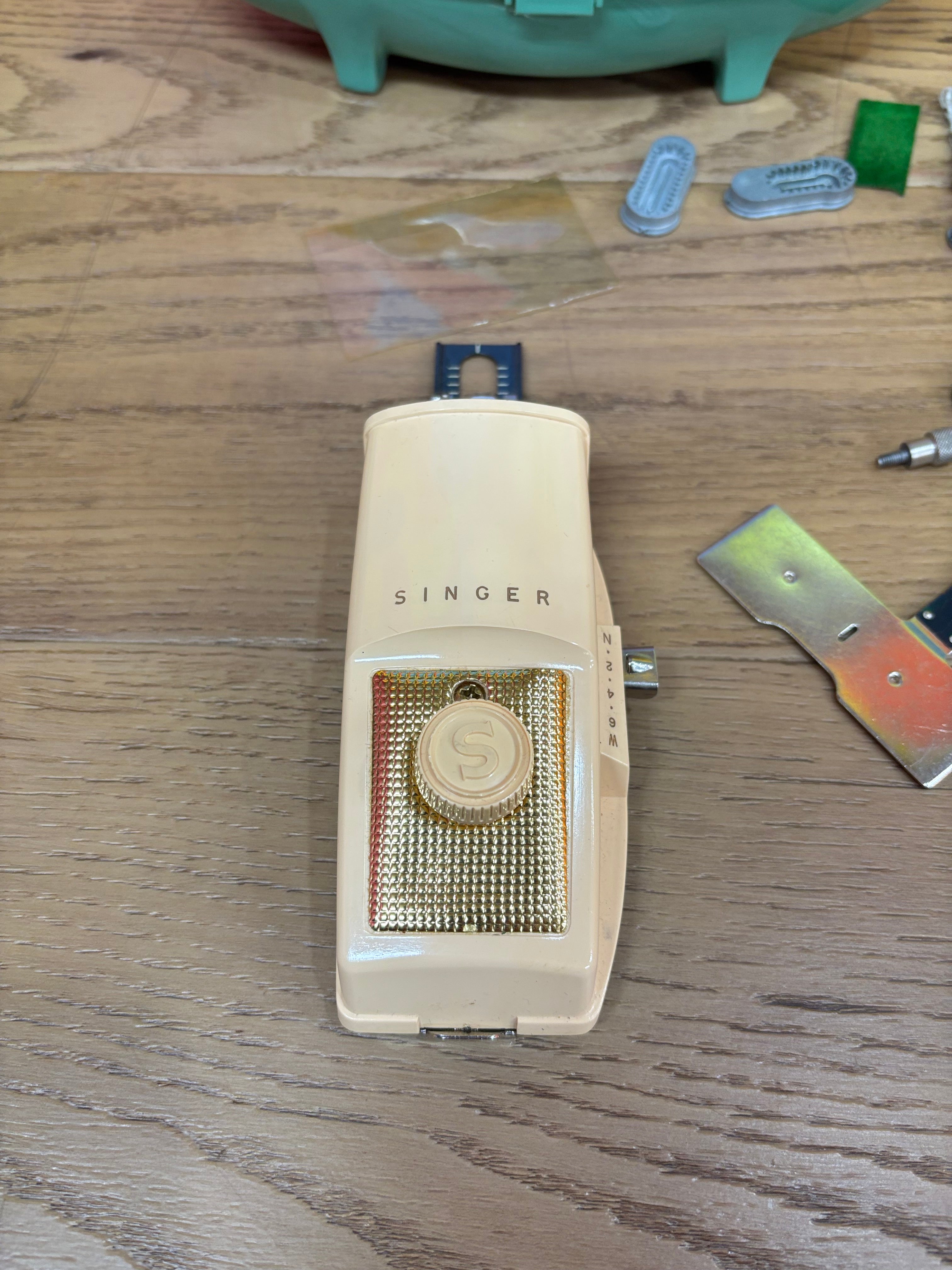 Singer Buttonholer in Case