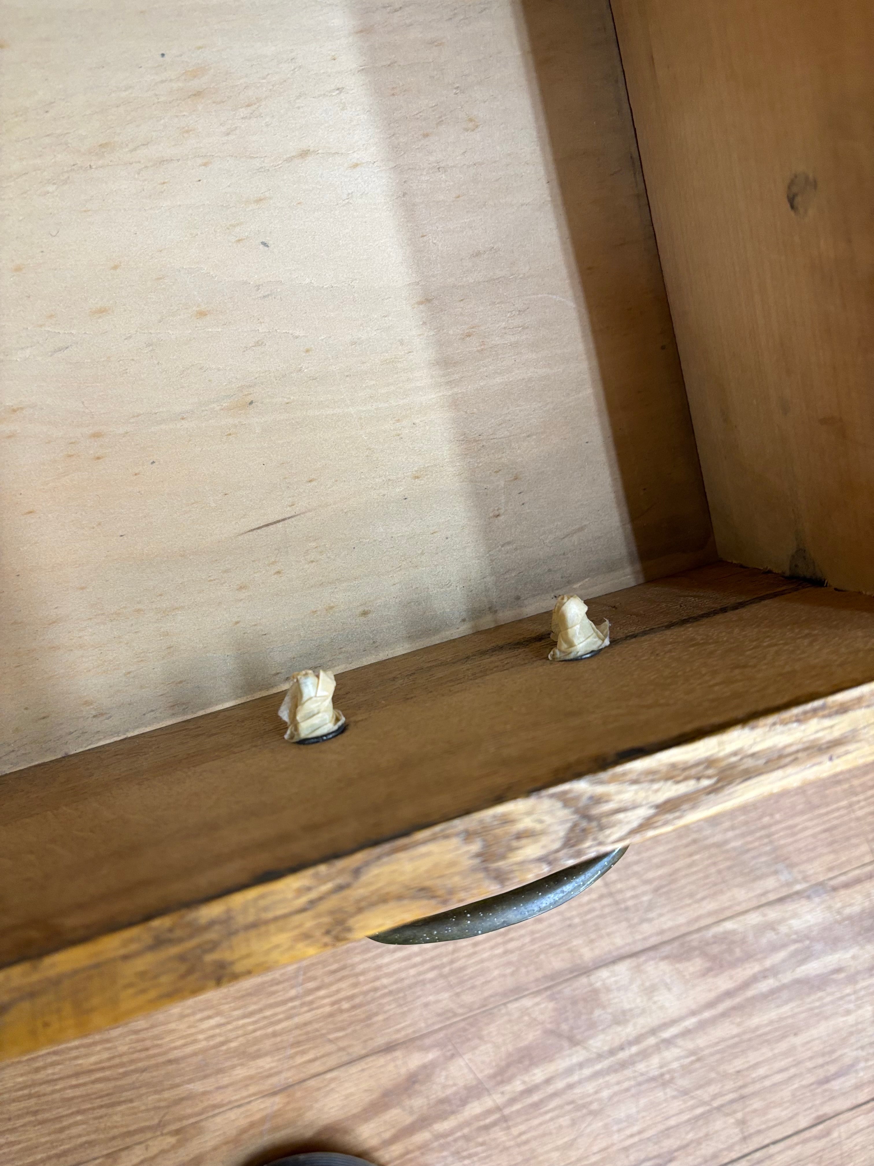 Chest of Drawers with Vanity Mirror