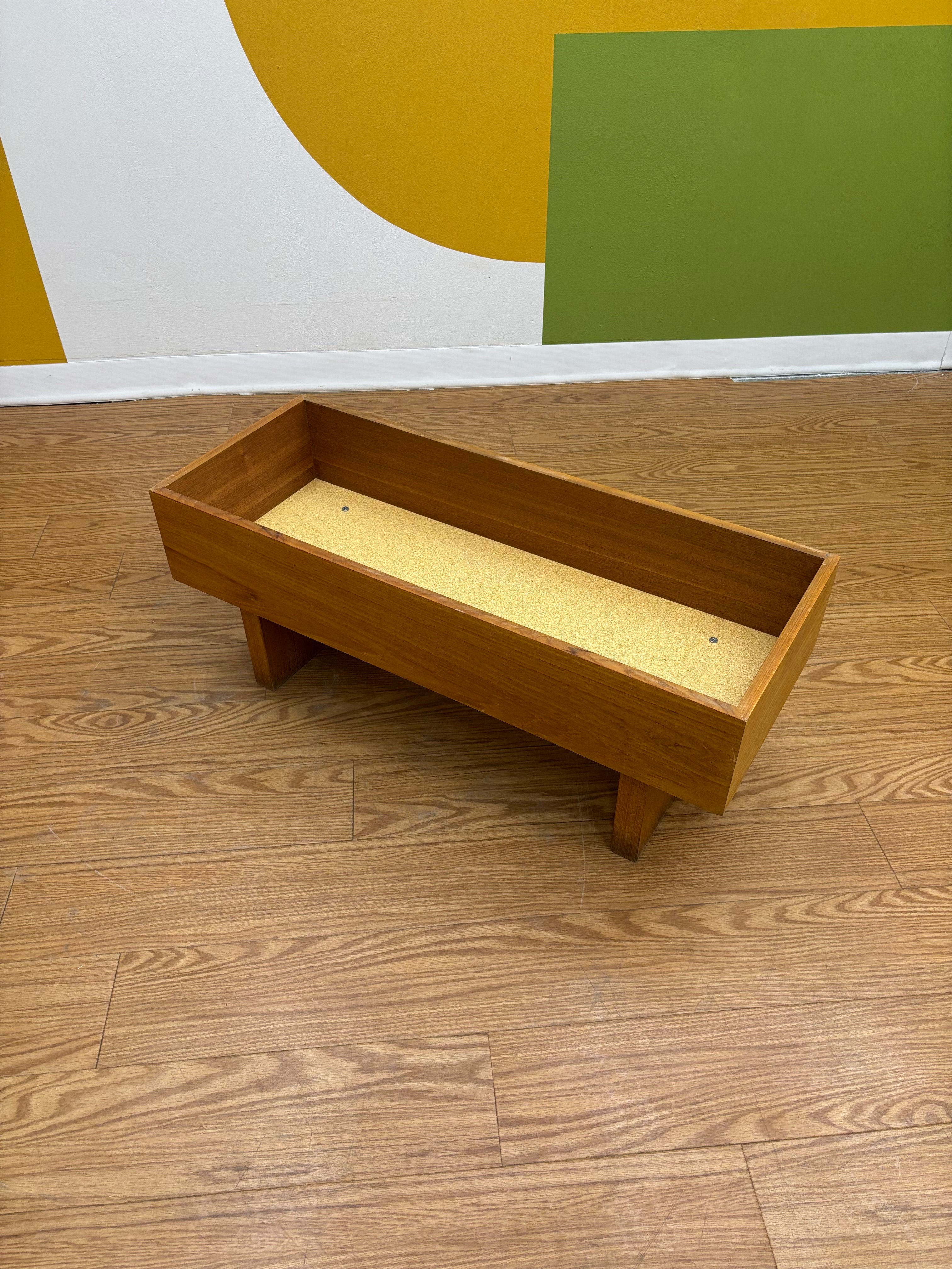 Wood Planter