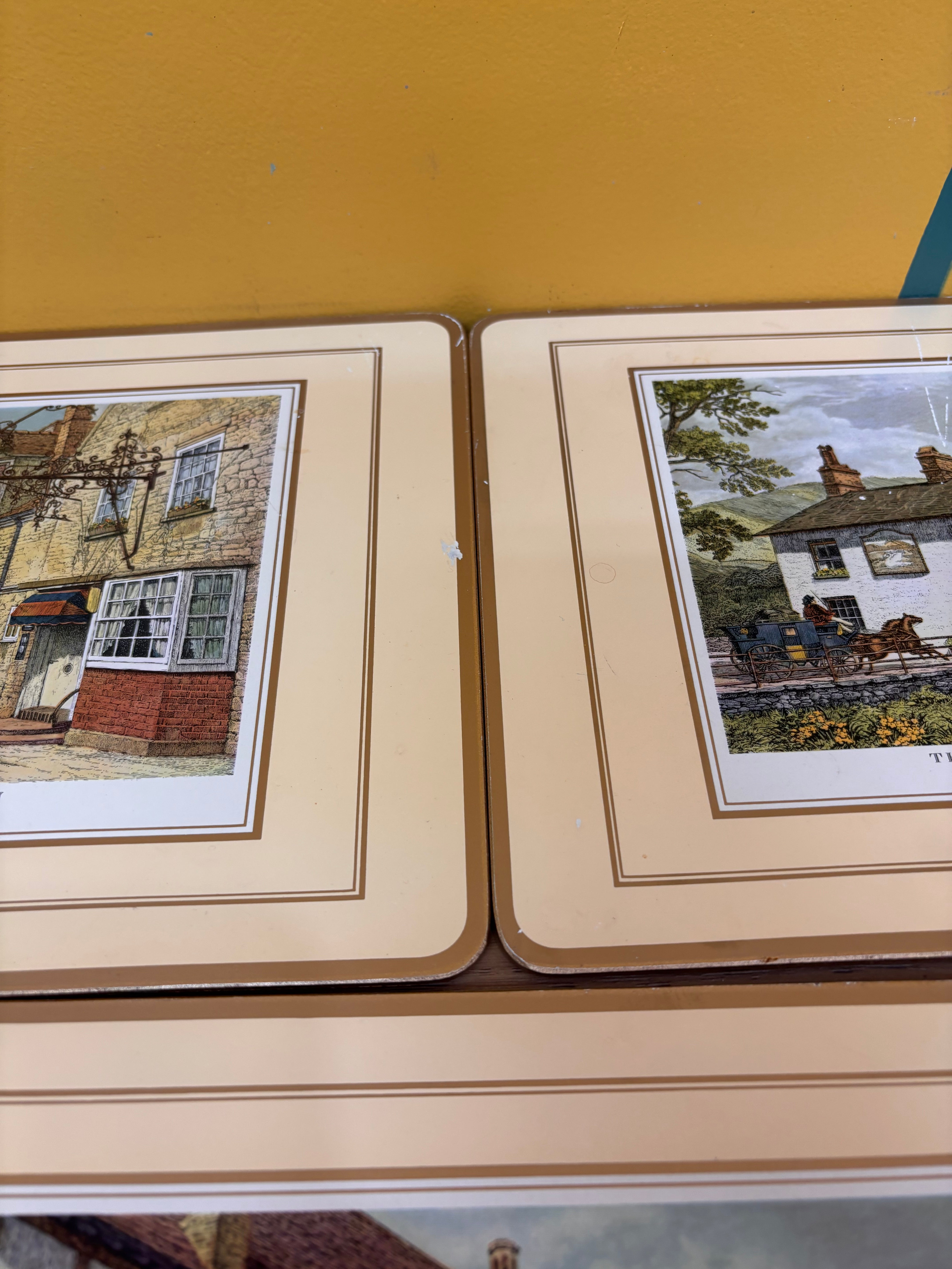 Pimpernel Placemat Set
