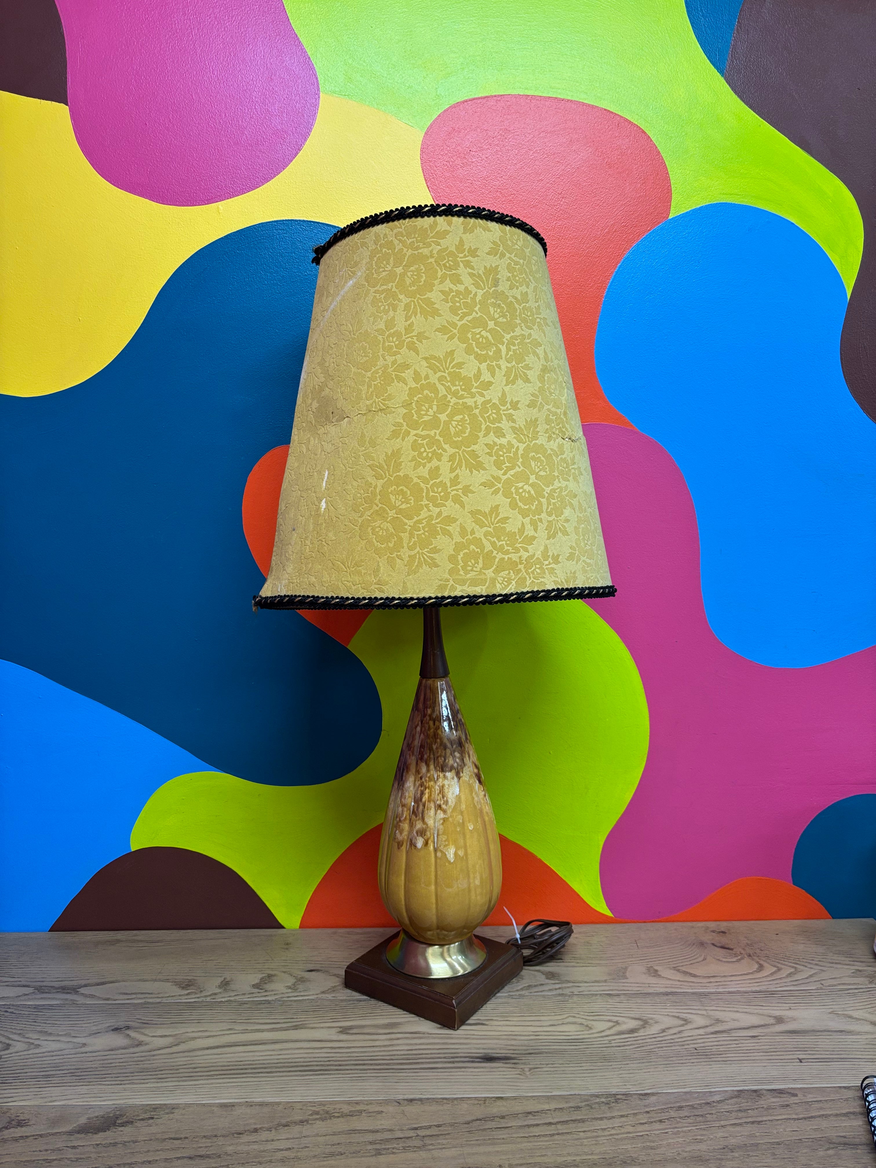 Yellow Pottery Style Lamp