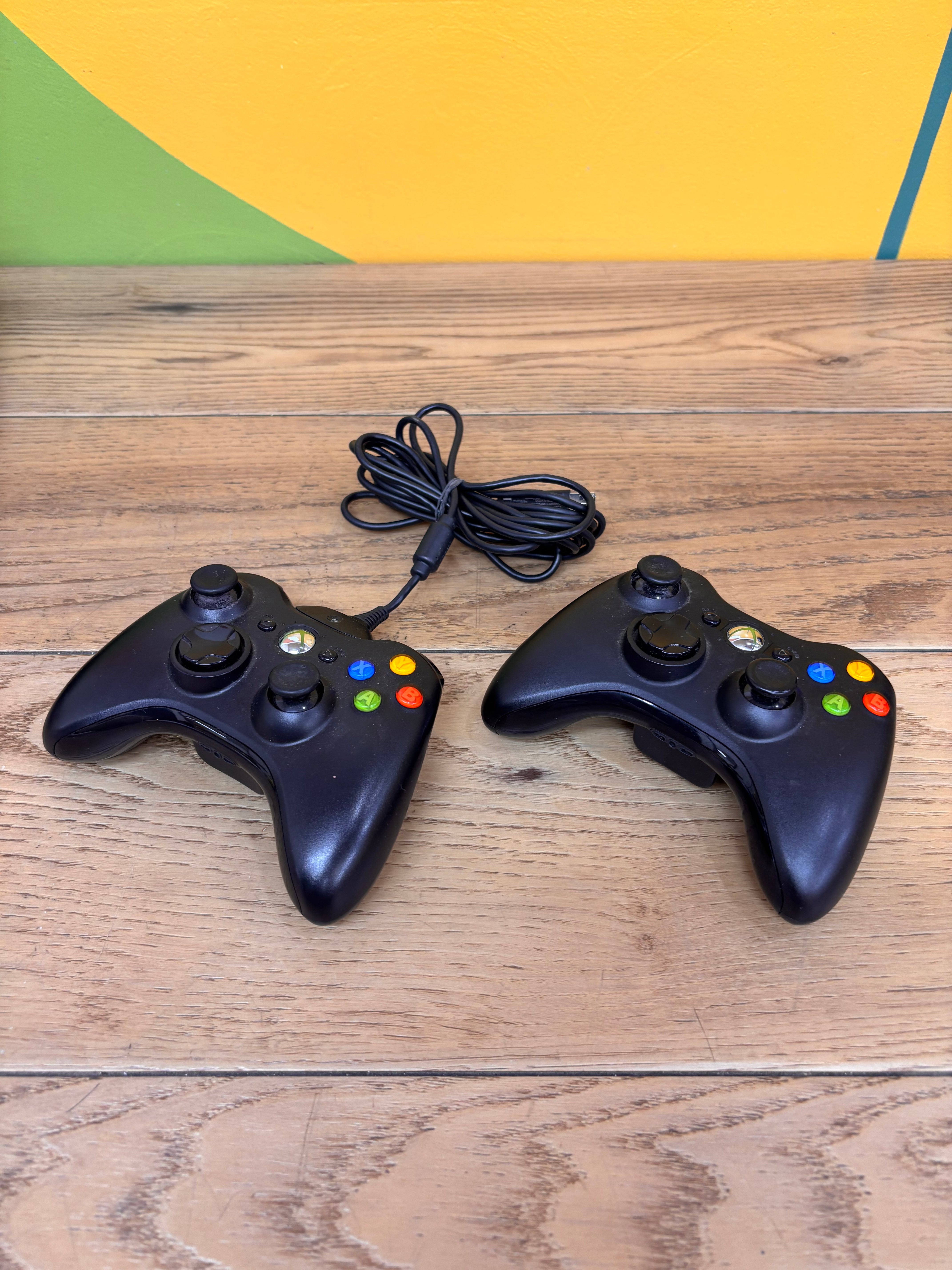 Xbox 360 S Bundle with Kinect Sensor