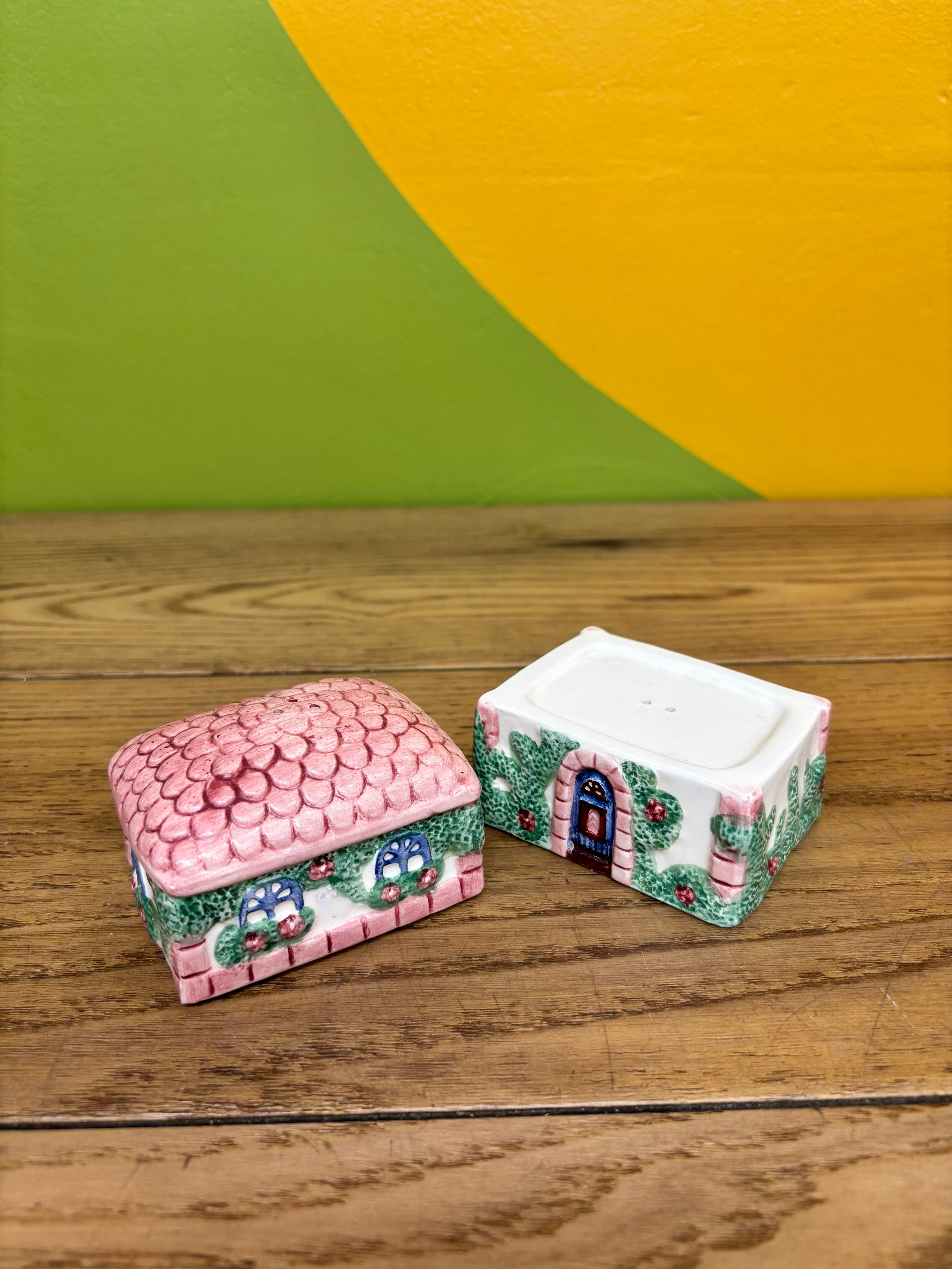 Avon Country Cottage Kitchen Set