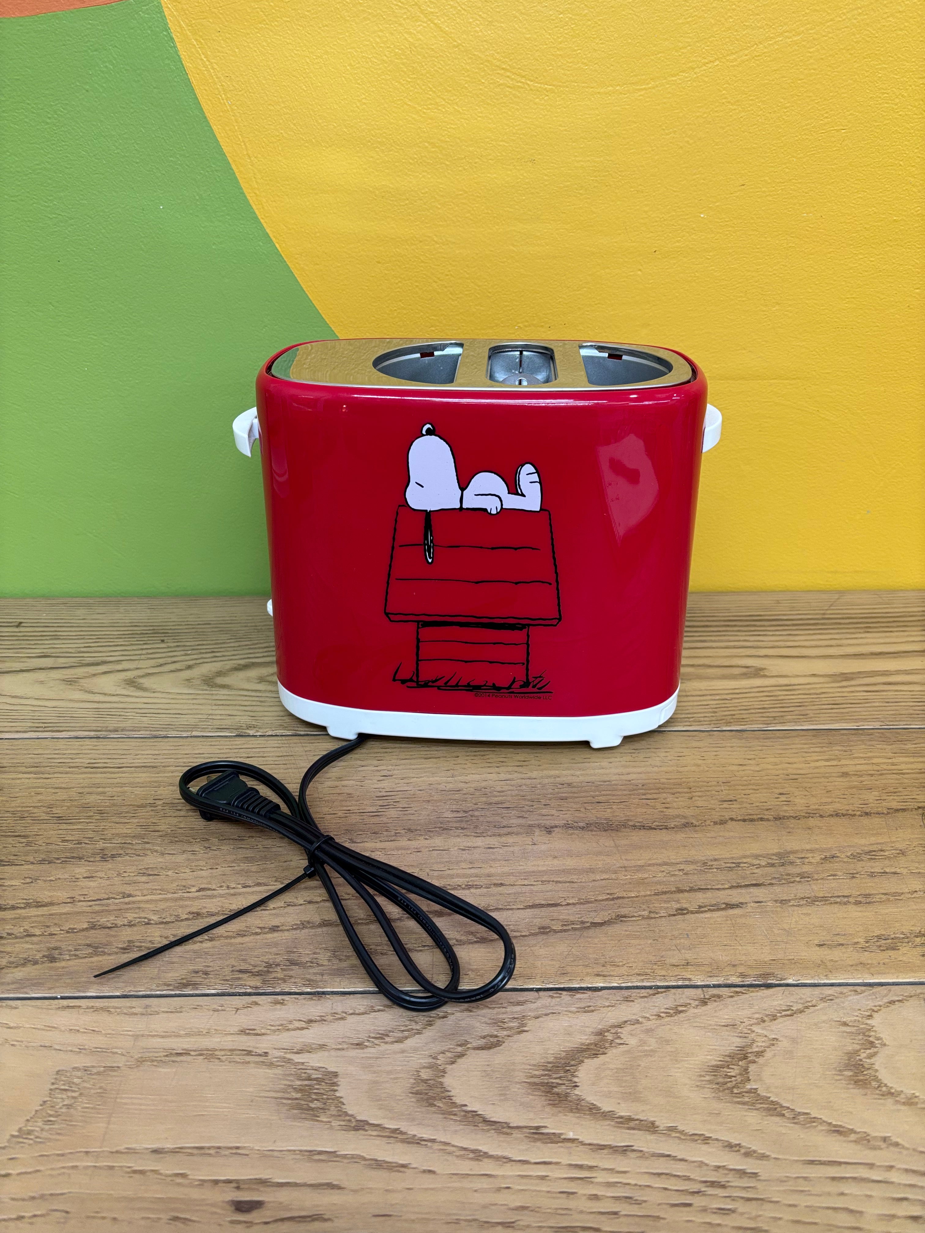 Snoopy Hot Dog Toaster