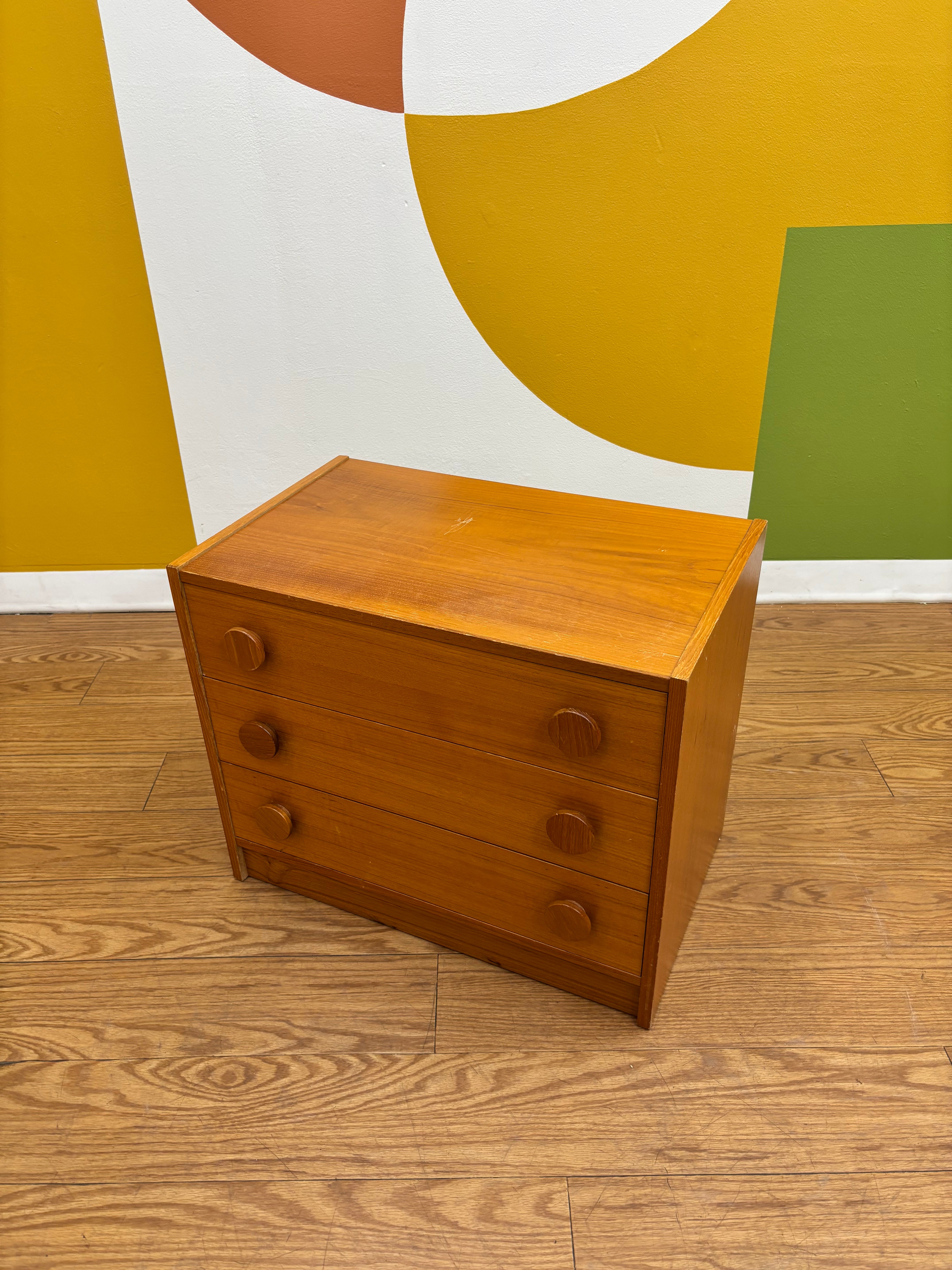 Chest of Drawers