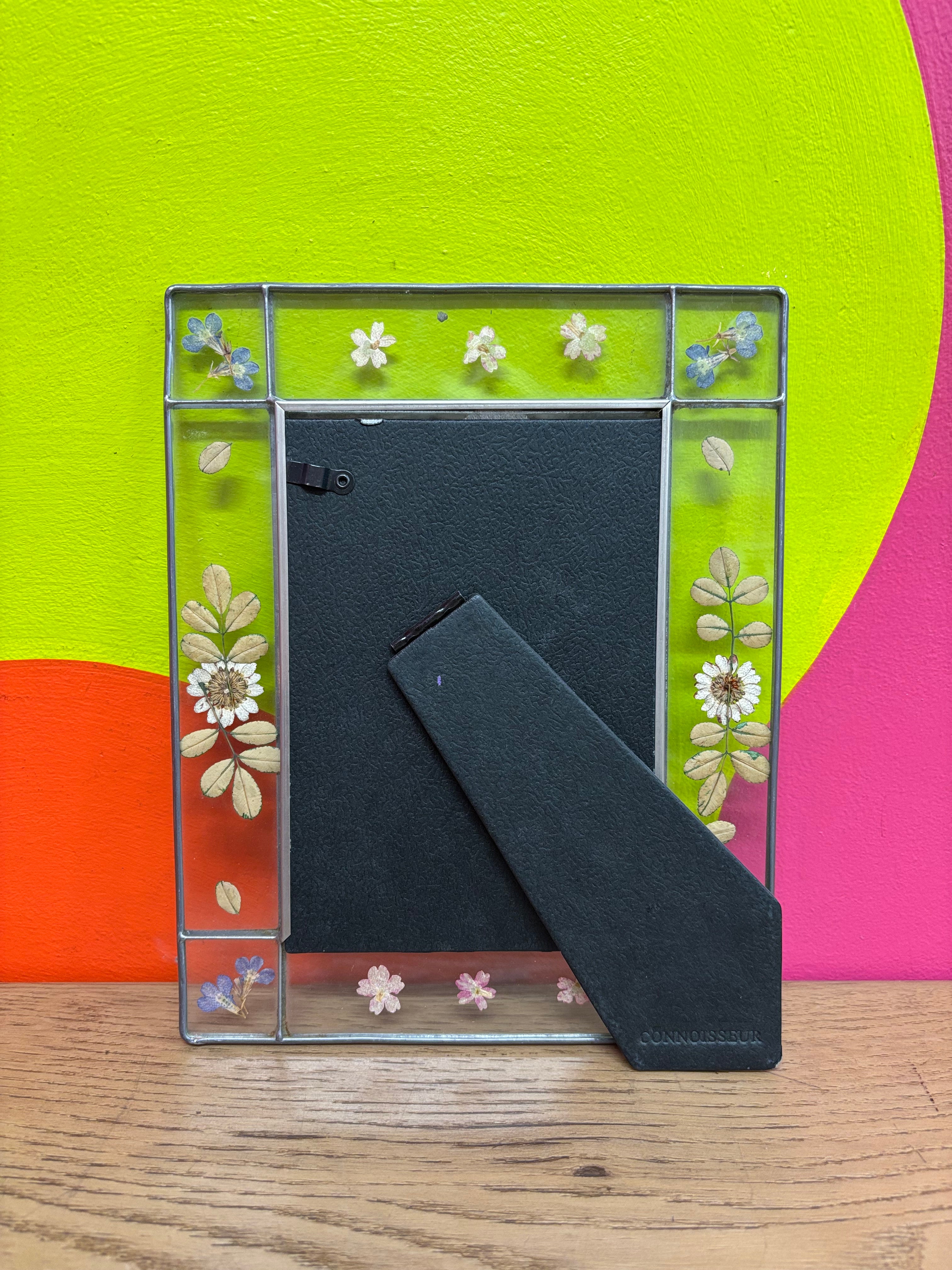 Dried Flower Glass 5 x 7 Picture Frame