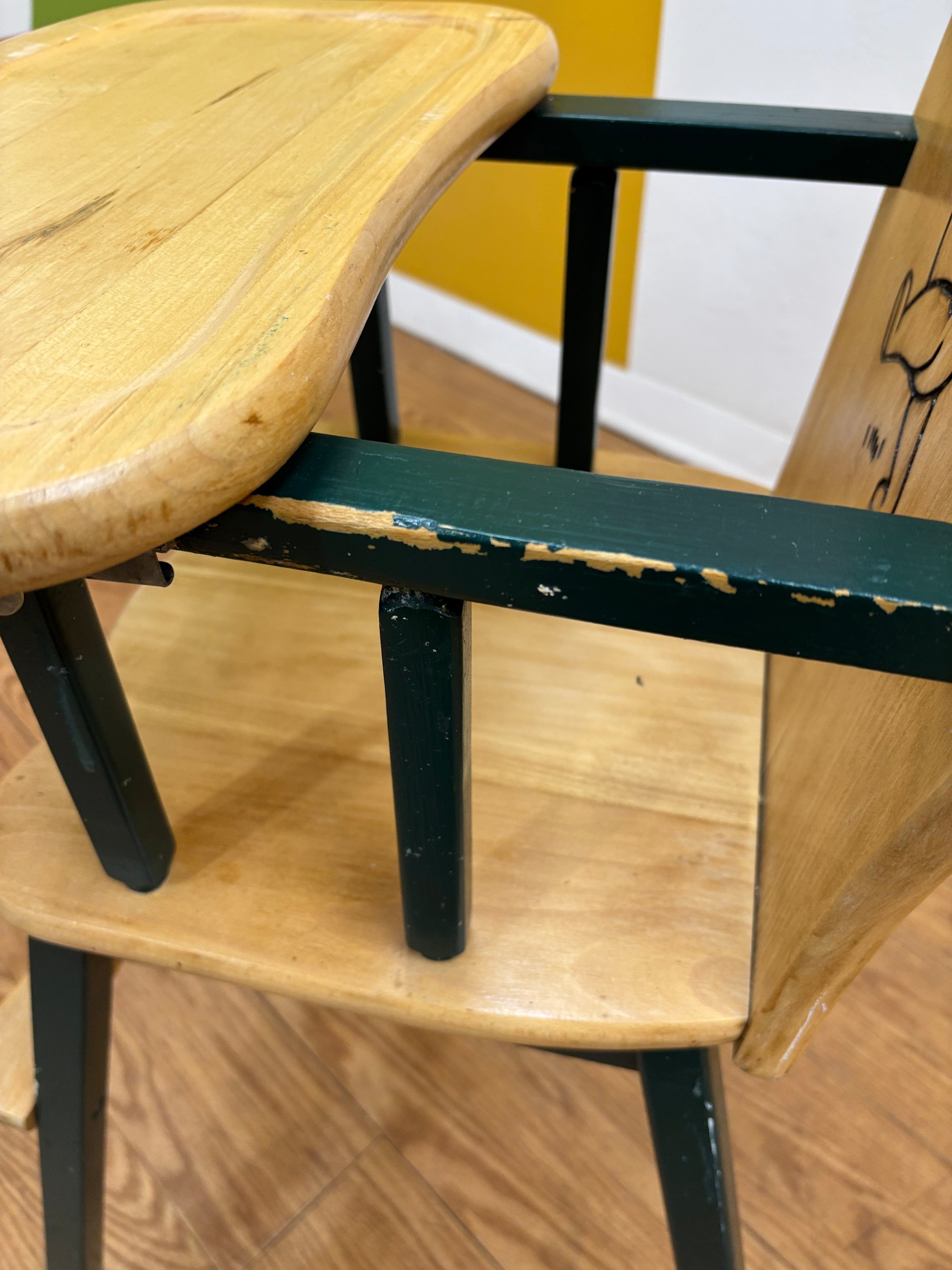 Wood Winnie the Pooh High Chair (Decorative)