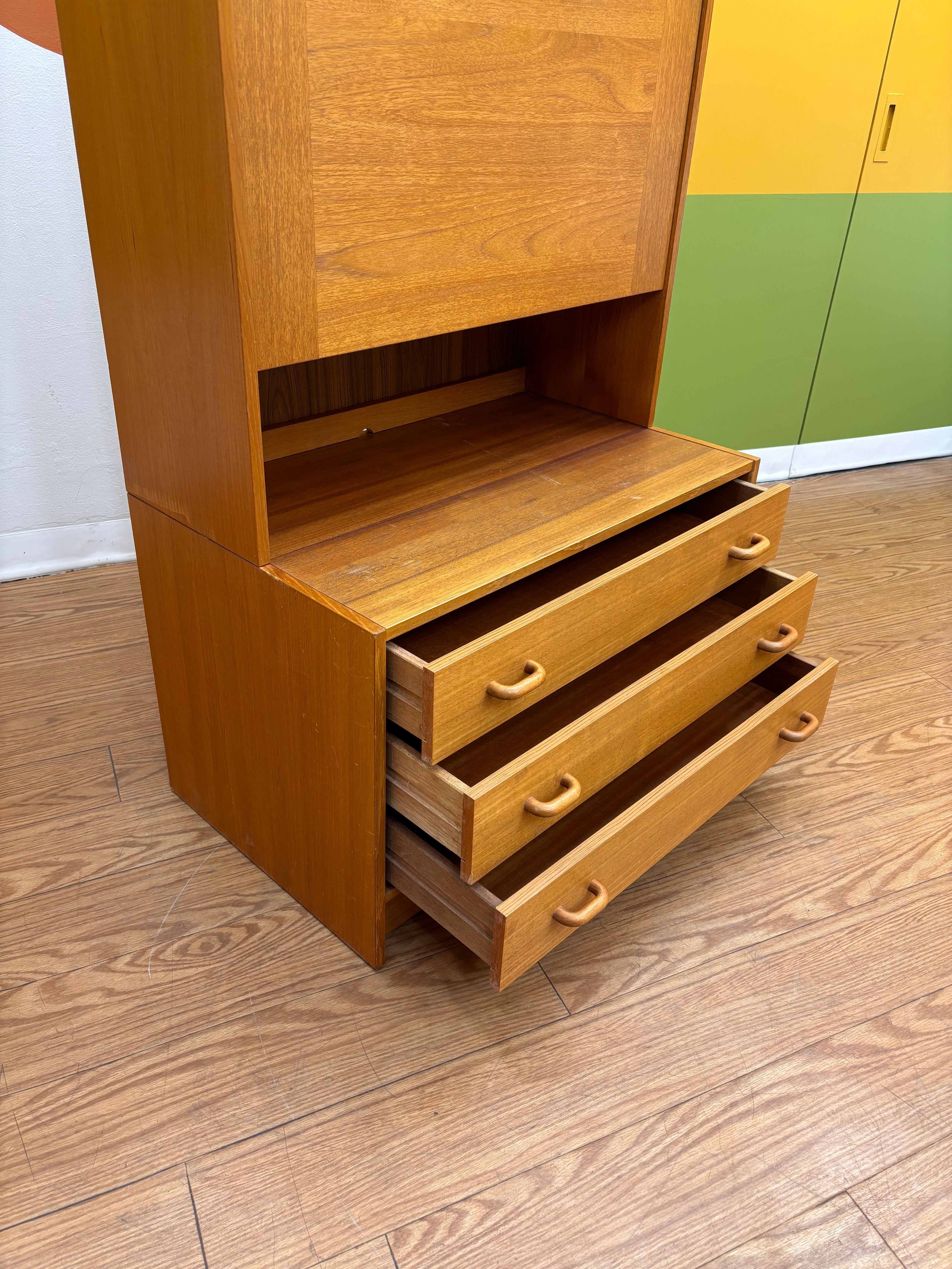 Danish Domino Mobler Wall Unit