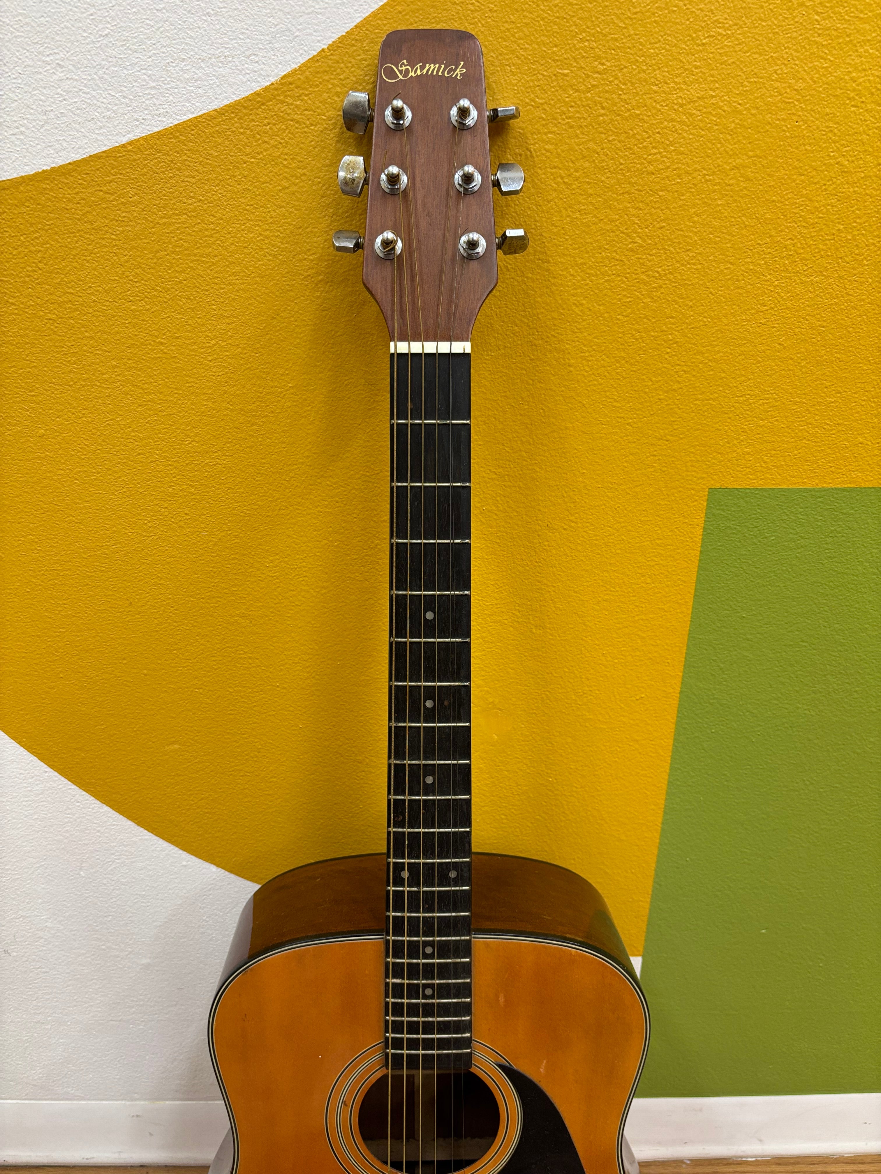 Samick SW-218 Acoustic Guitar