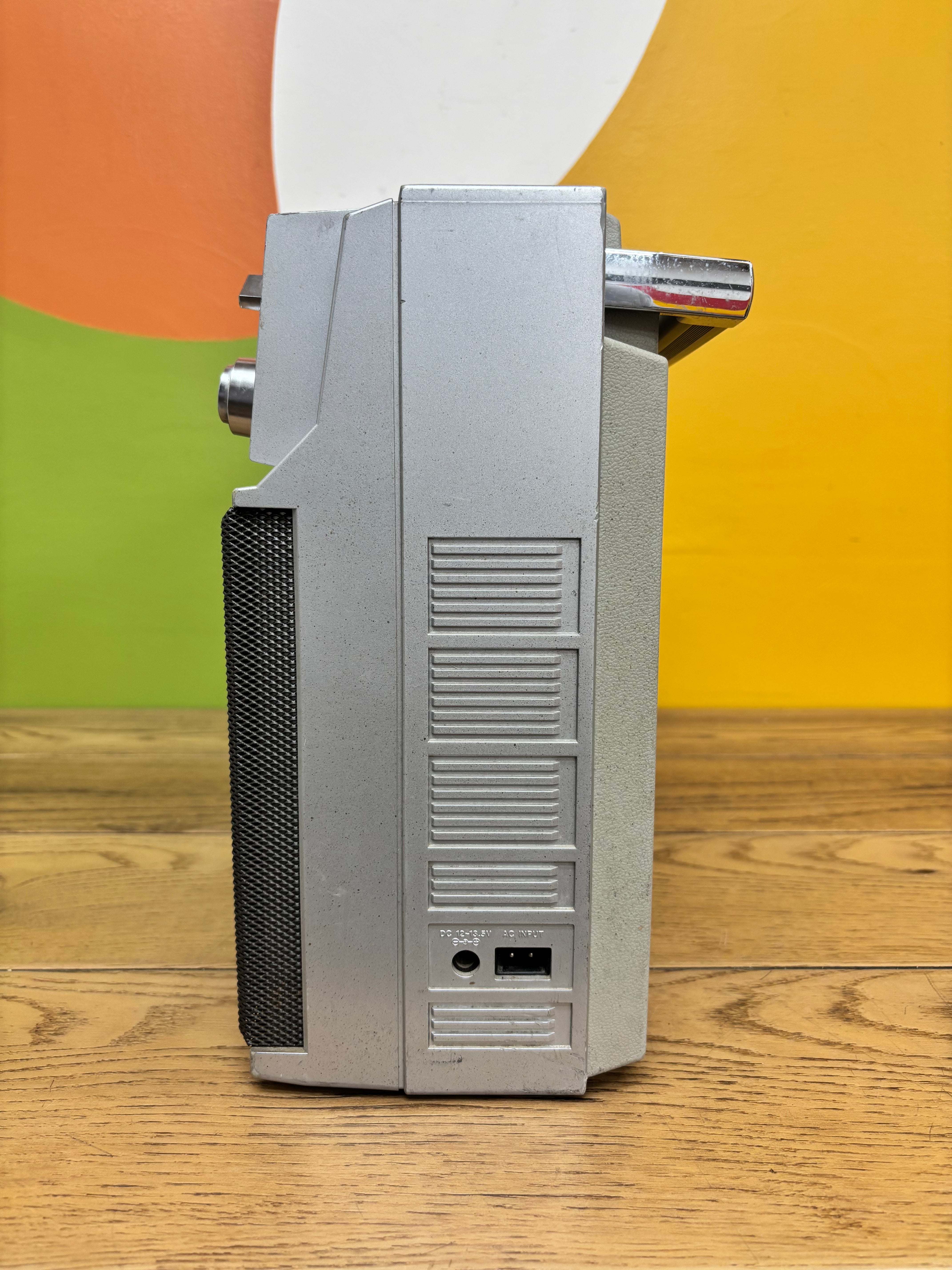 Sanyo M-X650 Radio Cassette Recorder Boombox