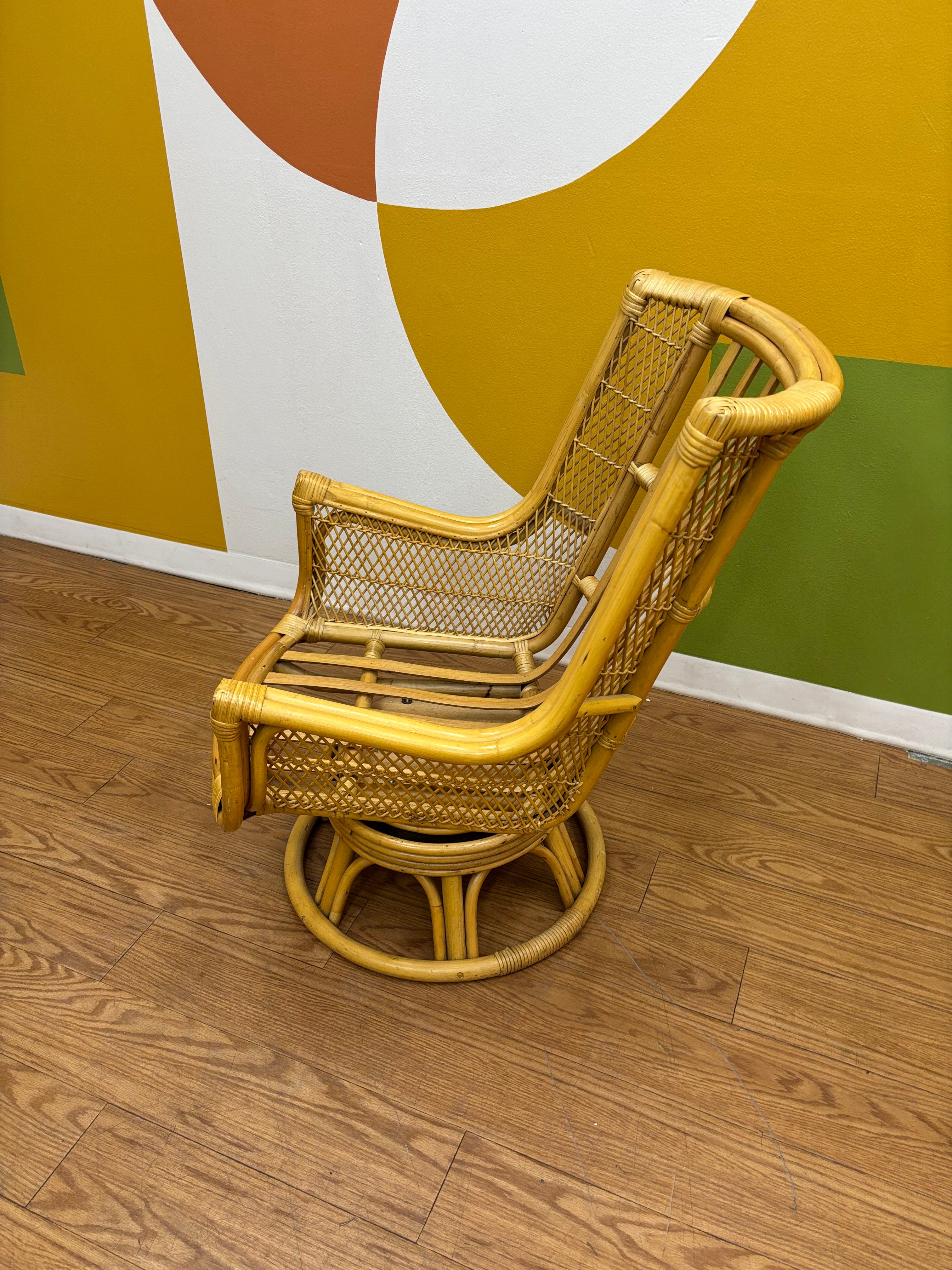 Rattan Swivel Armchair