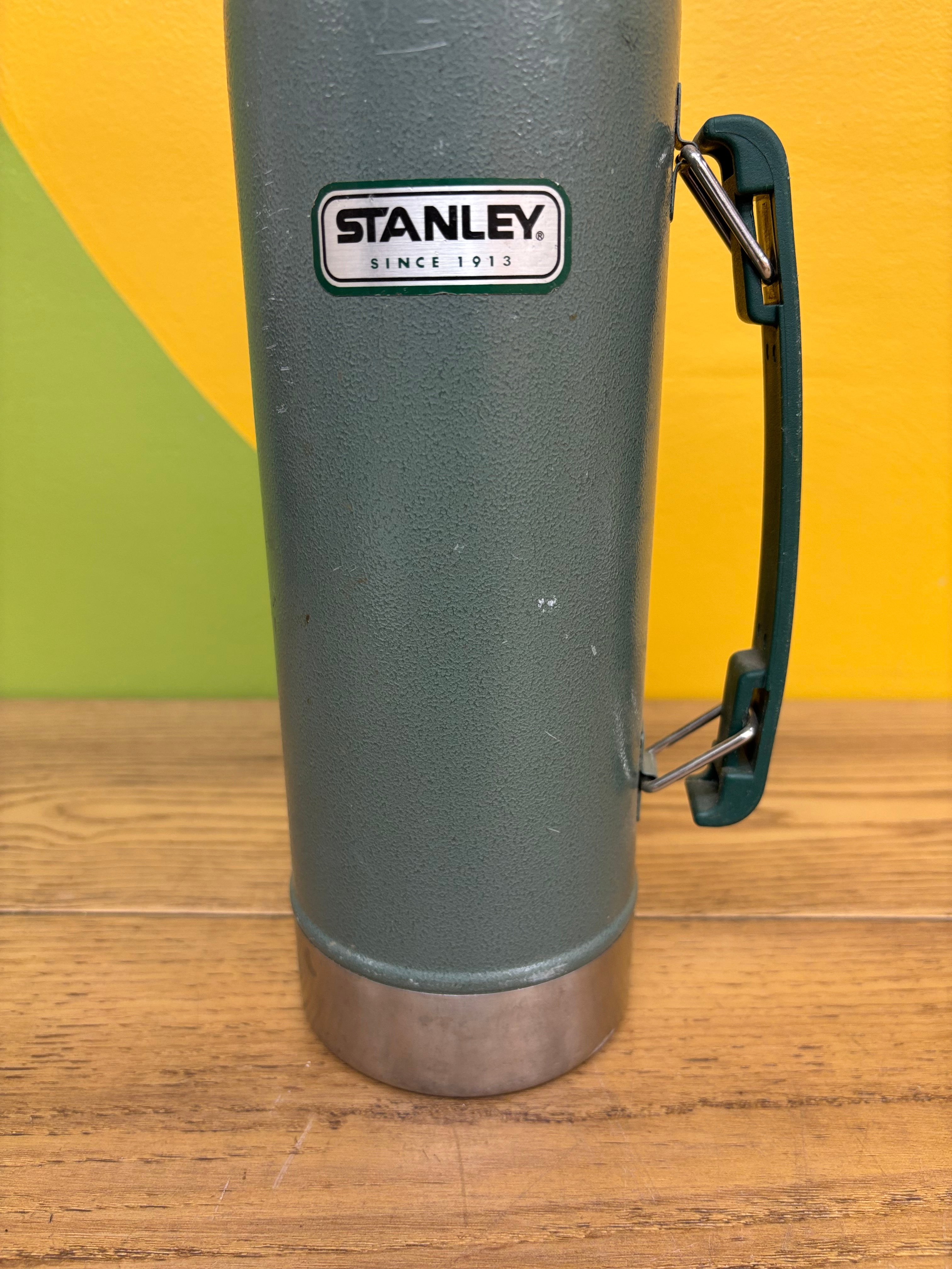 Classic Stanley Heritage Thermos 1.1qt