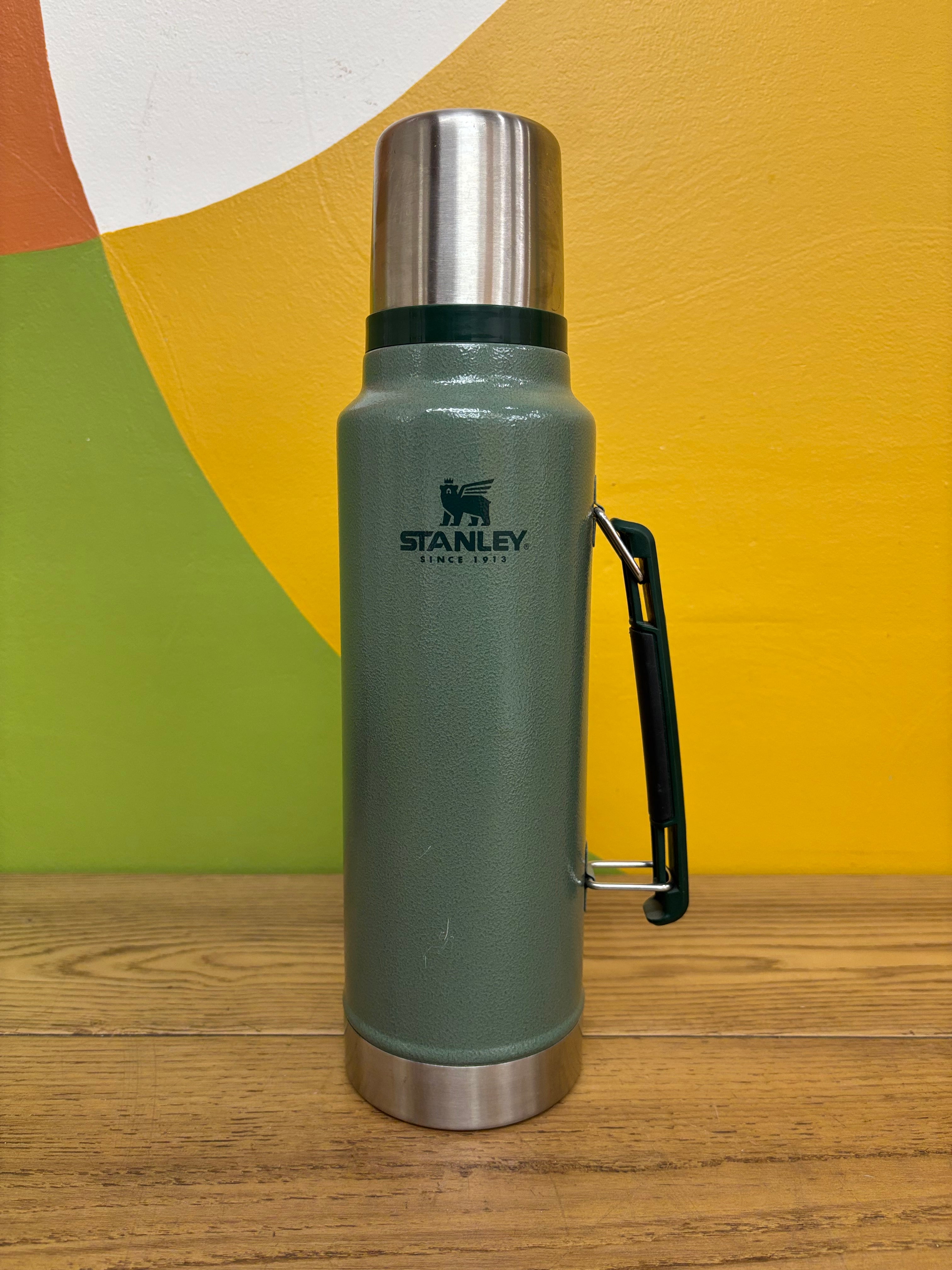 Stanley Classic Vacuum Bottle