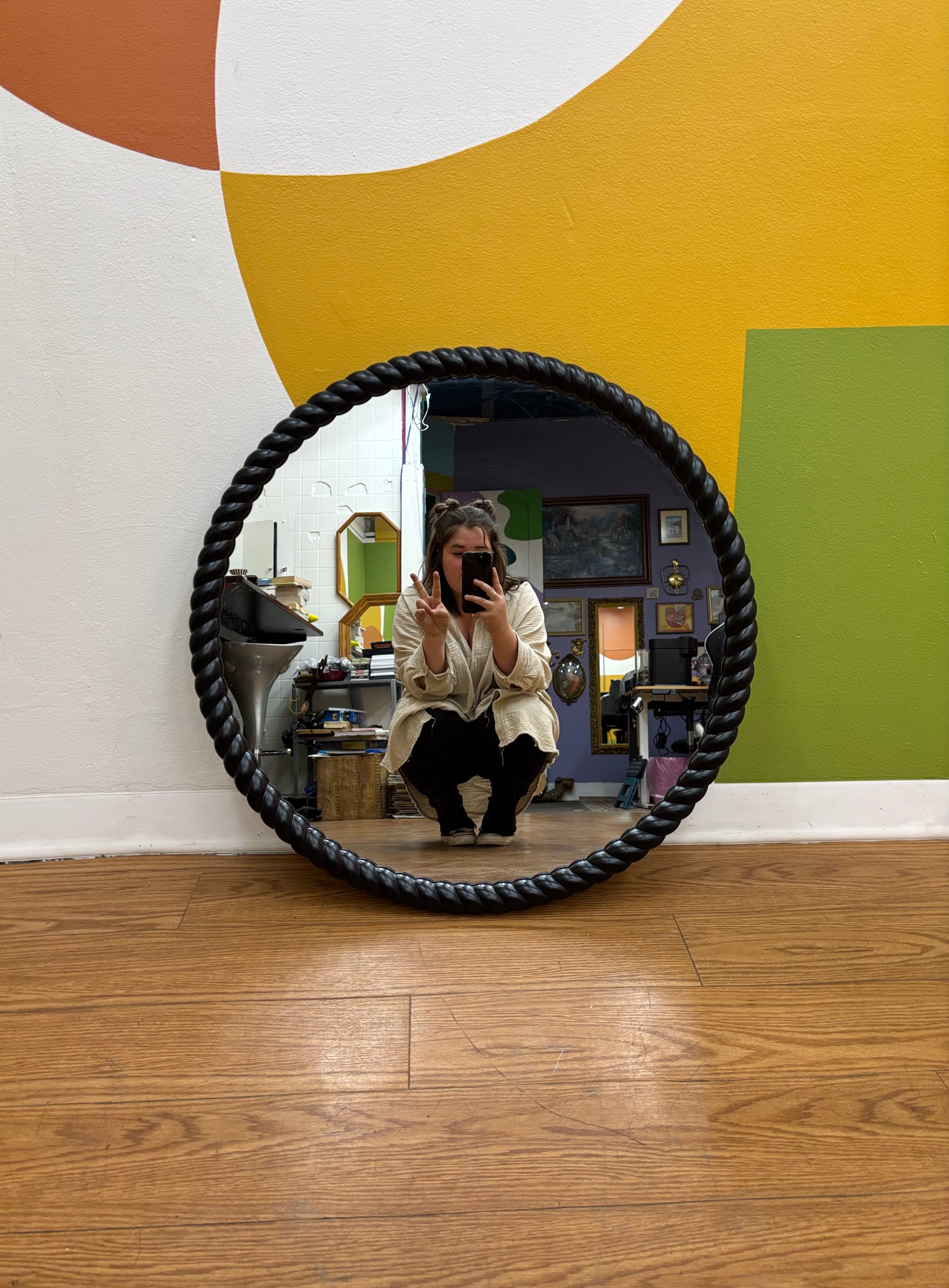Round Mirror