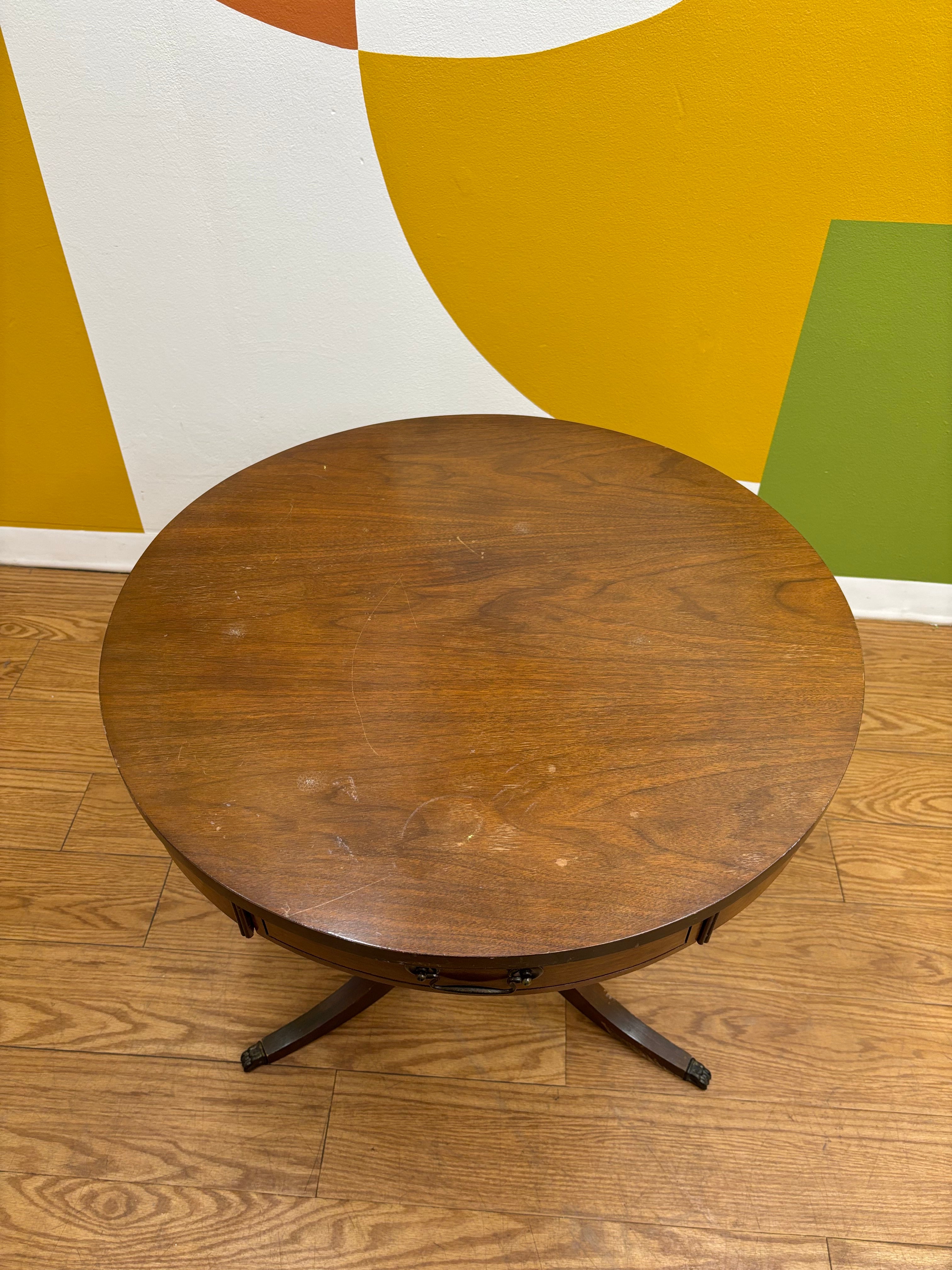 Round Side Table