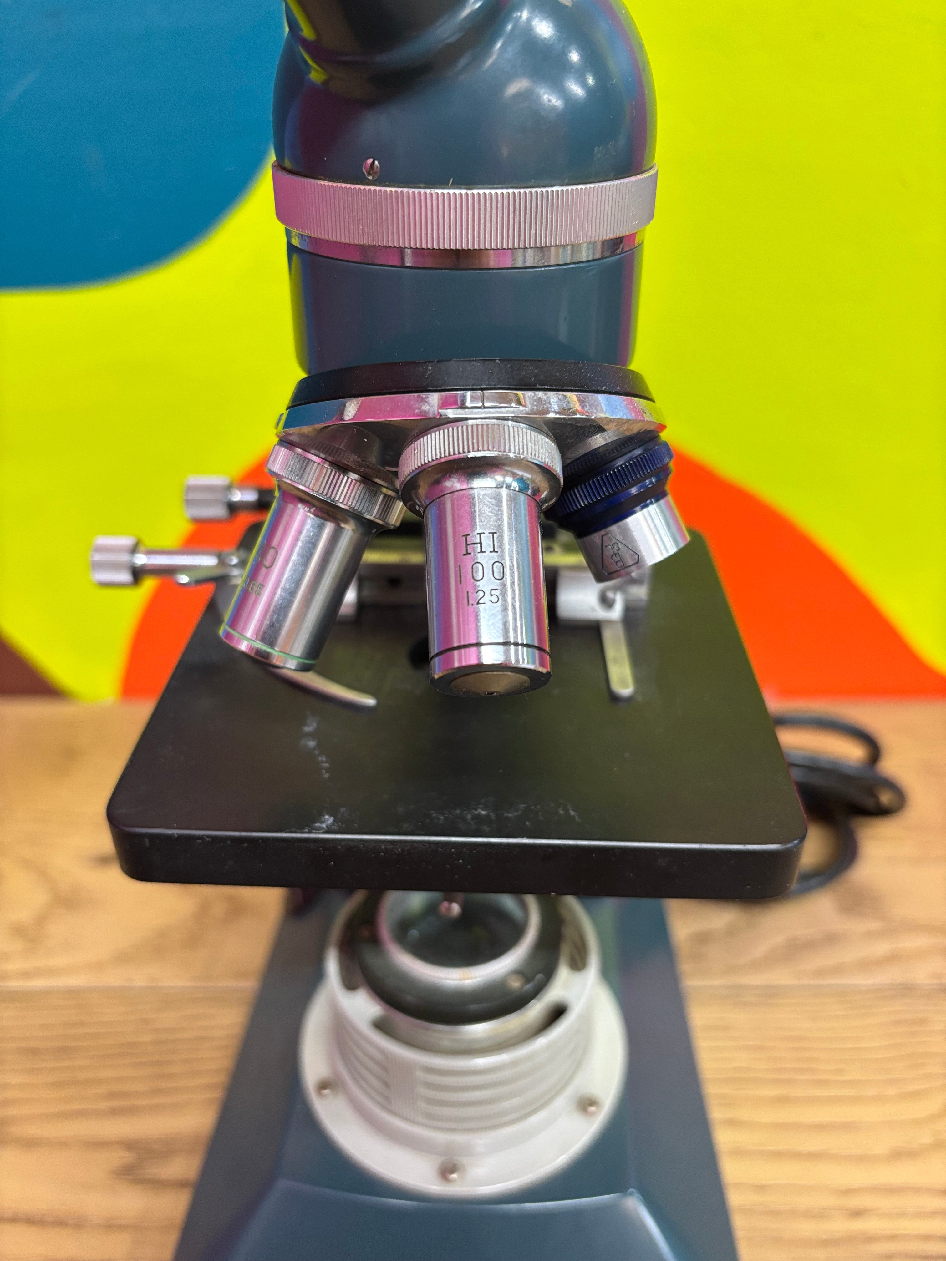 Cenco Microscope