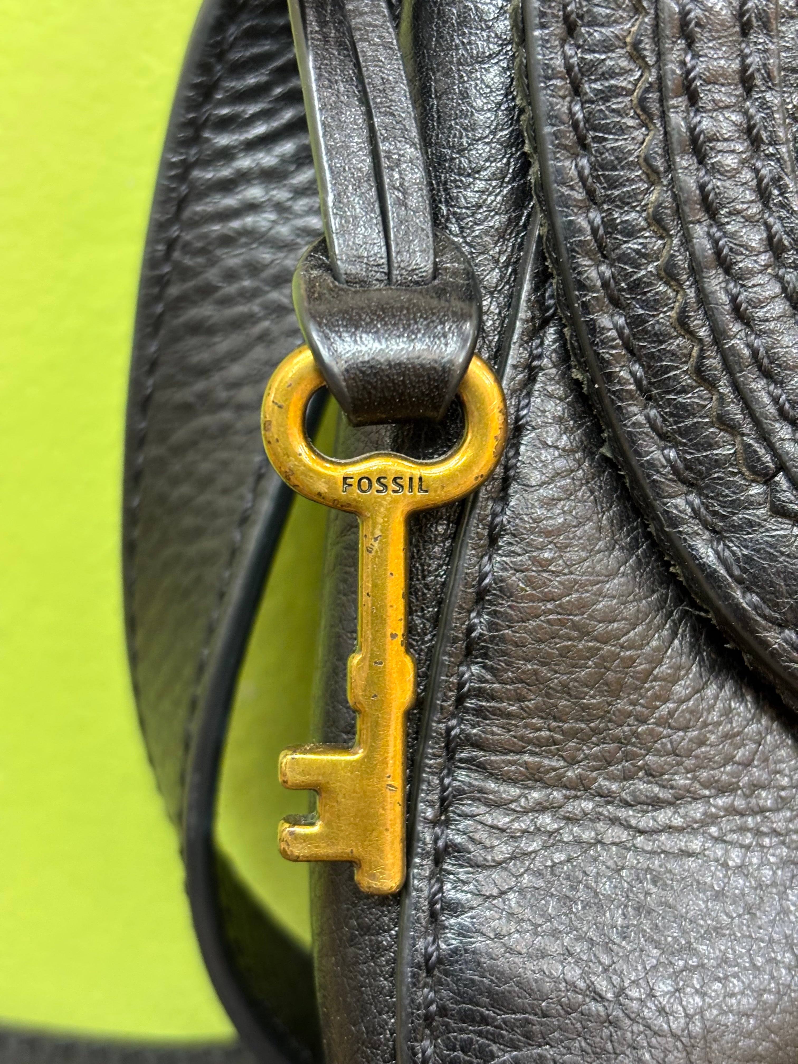 Black Fossil Saddle Crossbody Bag