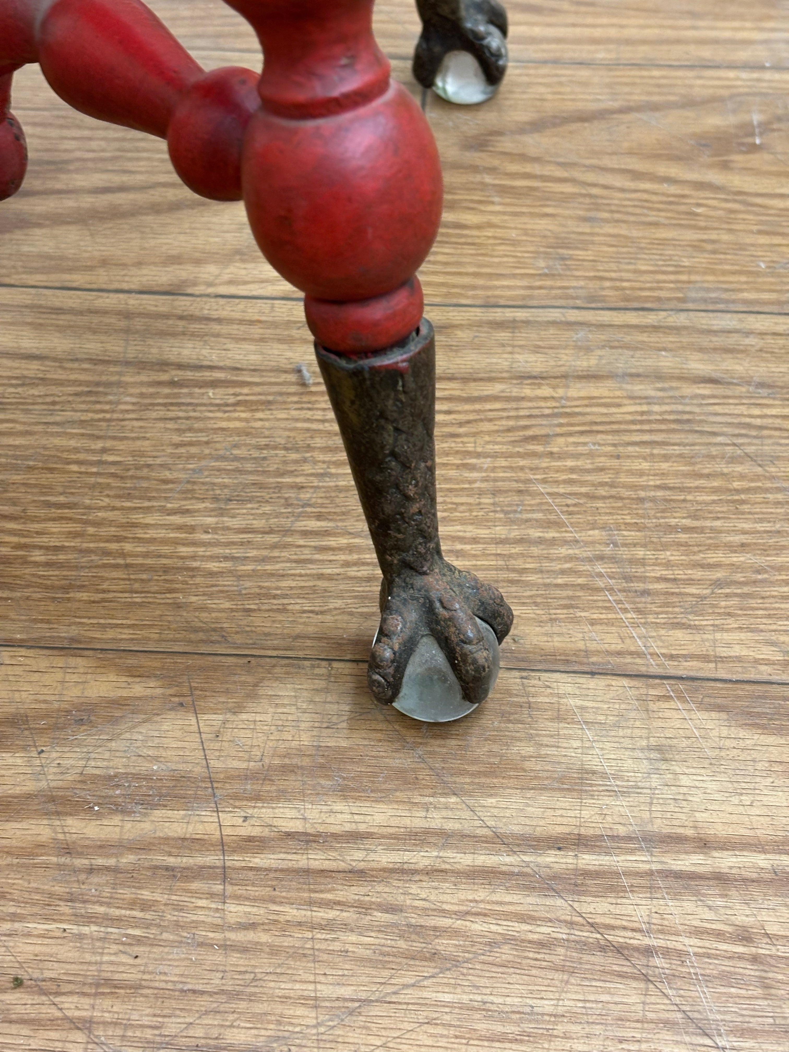 Red Claw Swivel Piano Stool