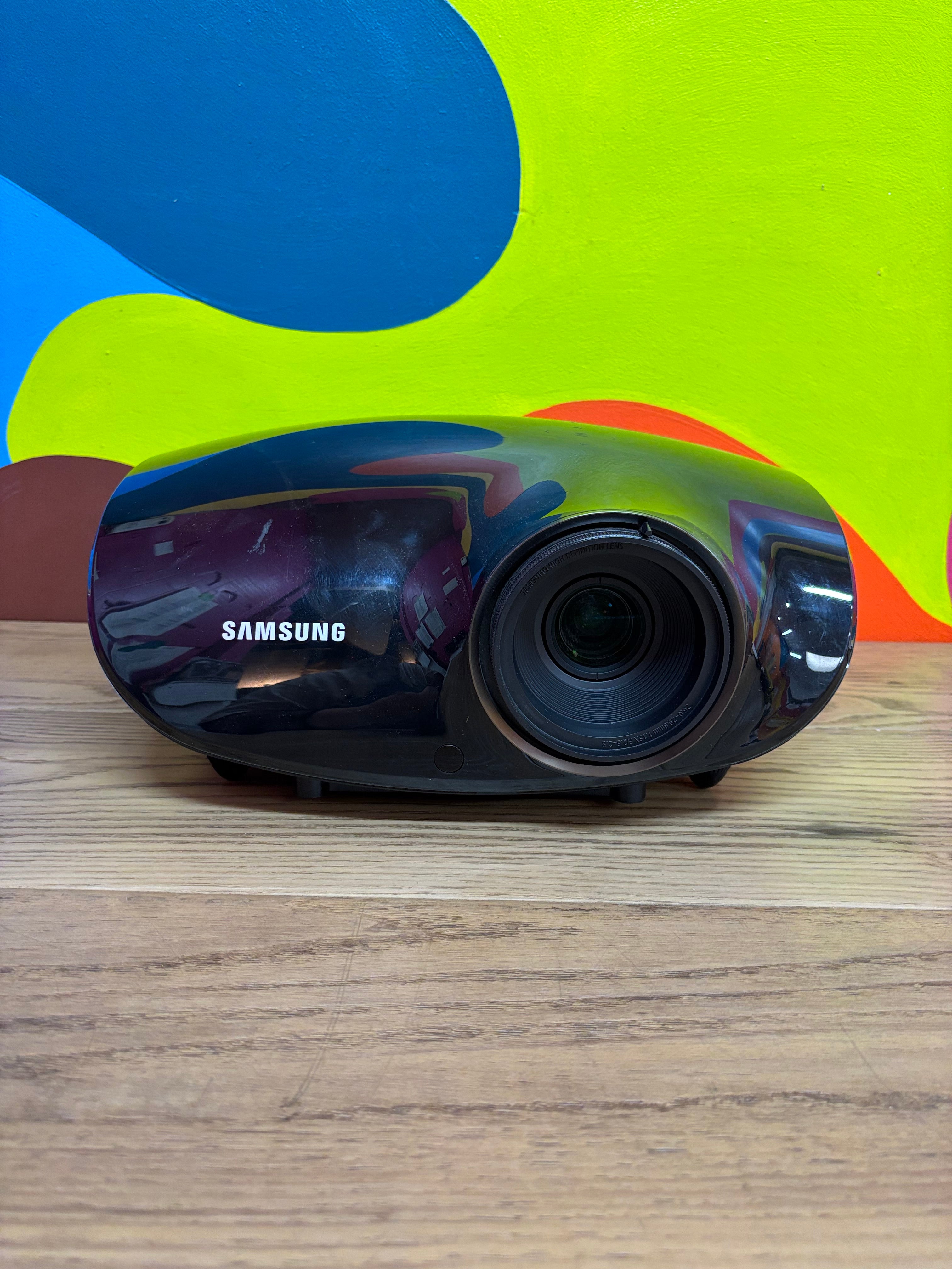 Samsung DLP Projector